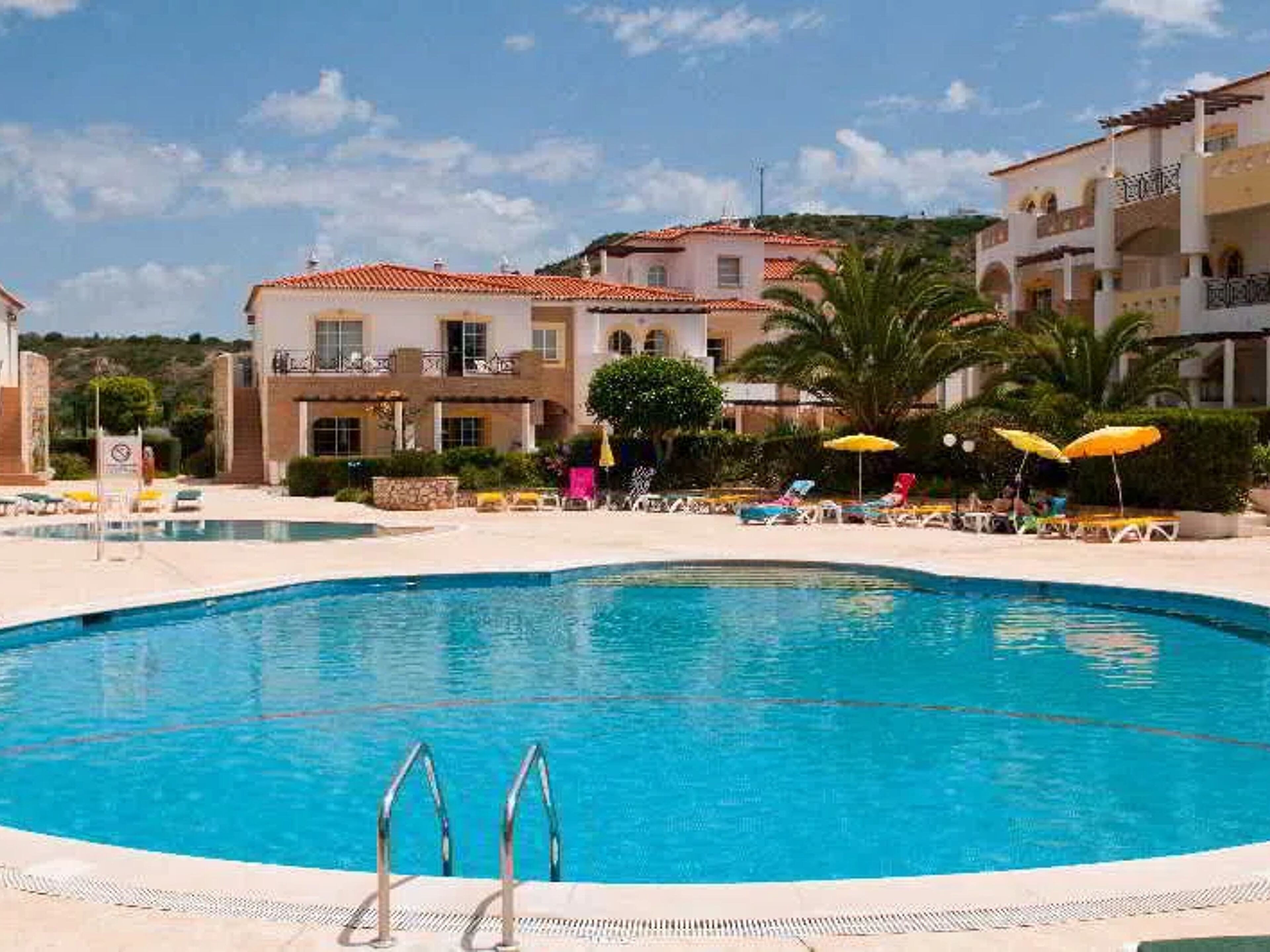 Luz Bay Hotel