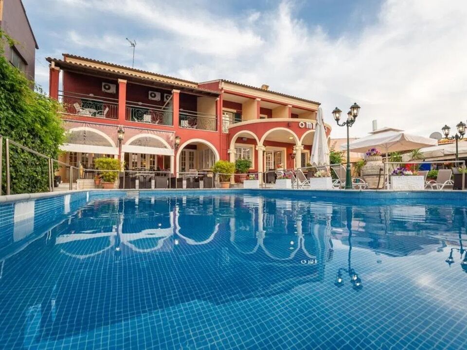 Opera Blue Hotel