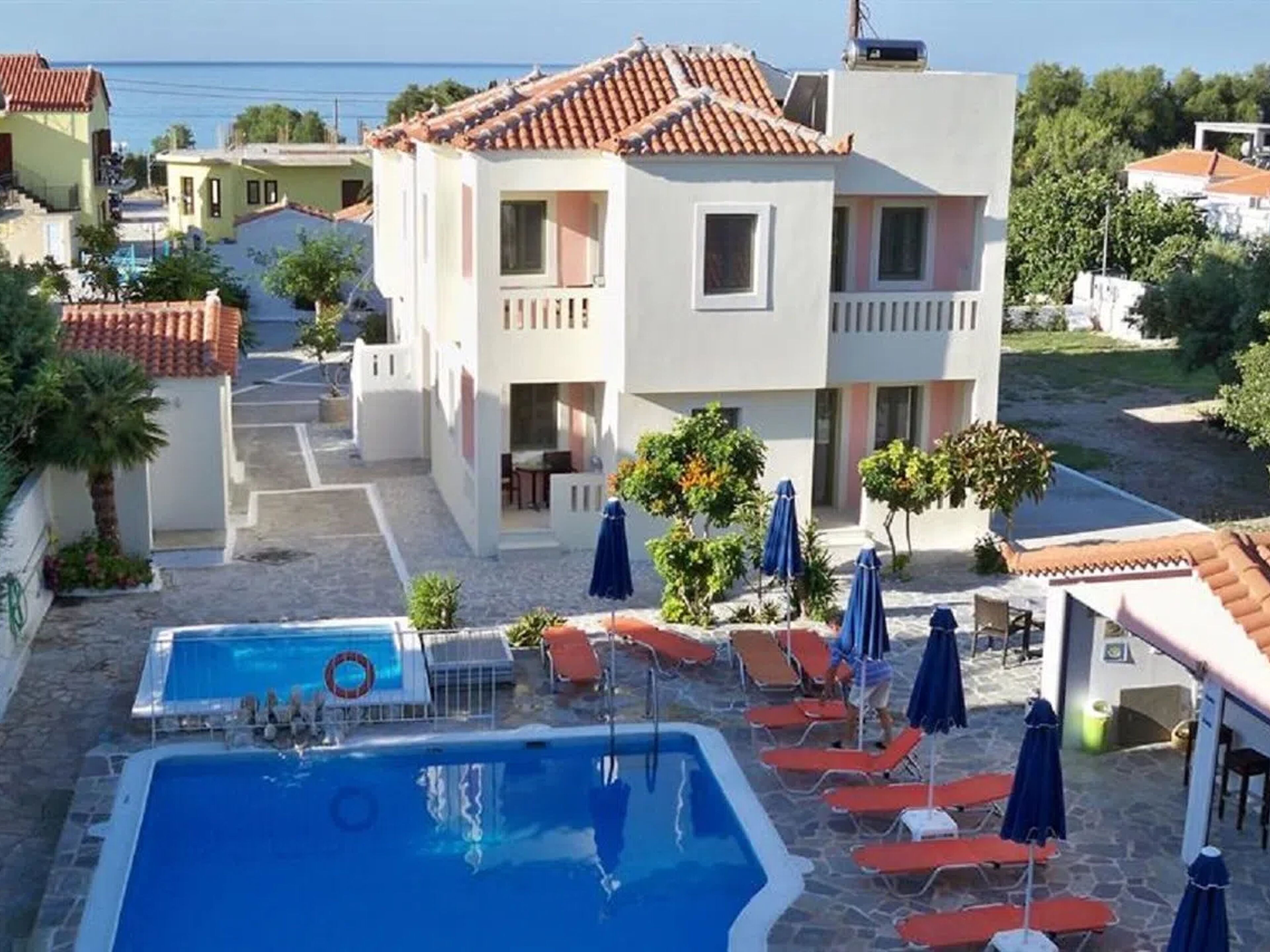 Aphrodite Hotel & Suites