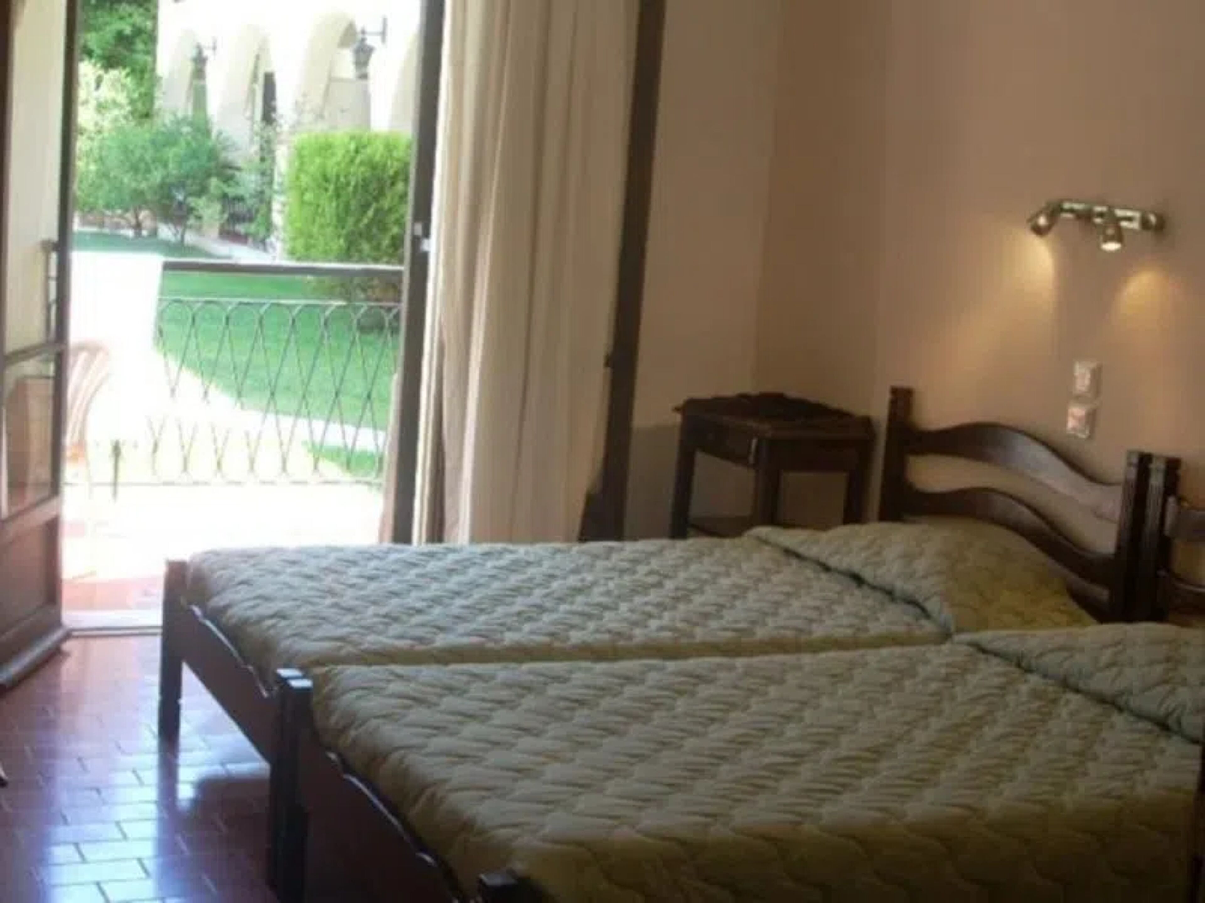 Annaliza Aparthotel