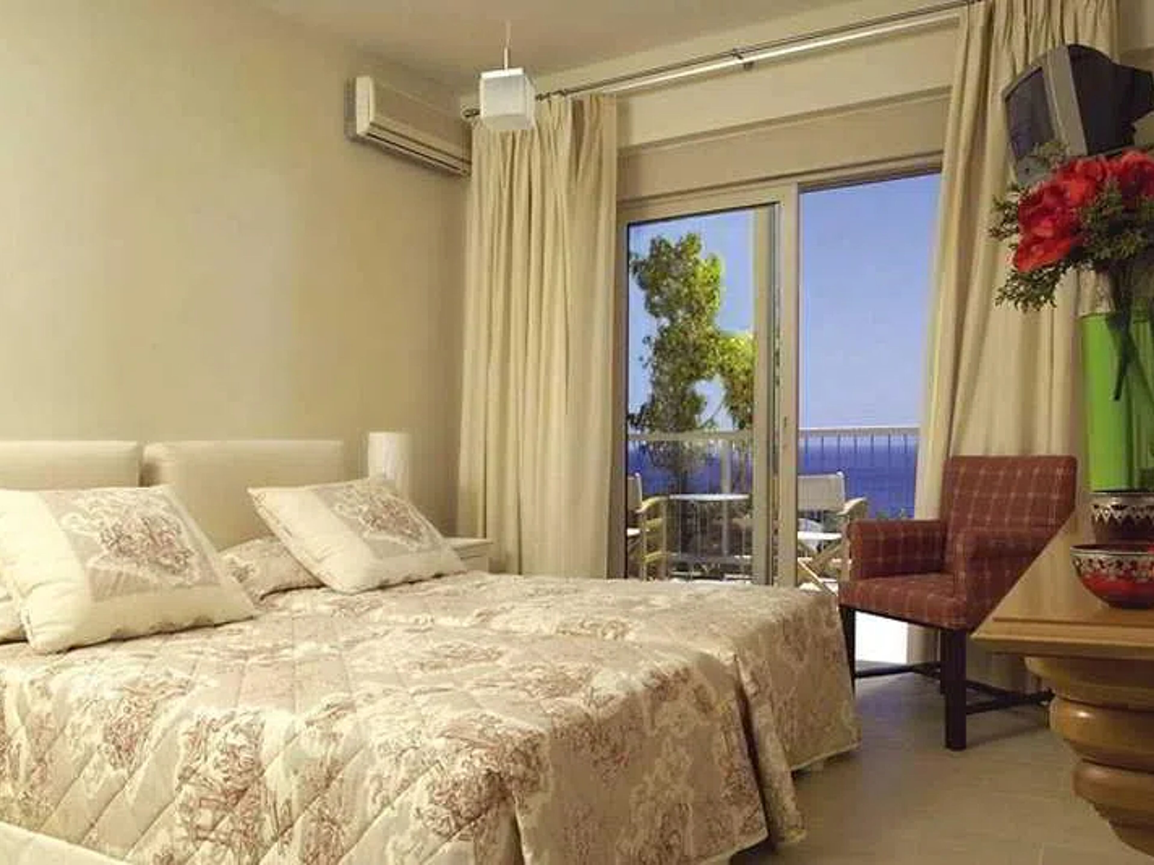 Pleiades Luxurious Villas