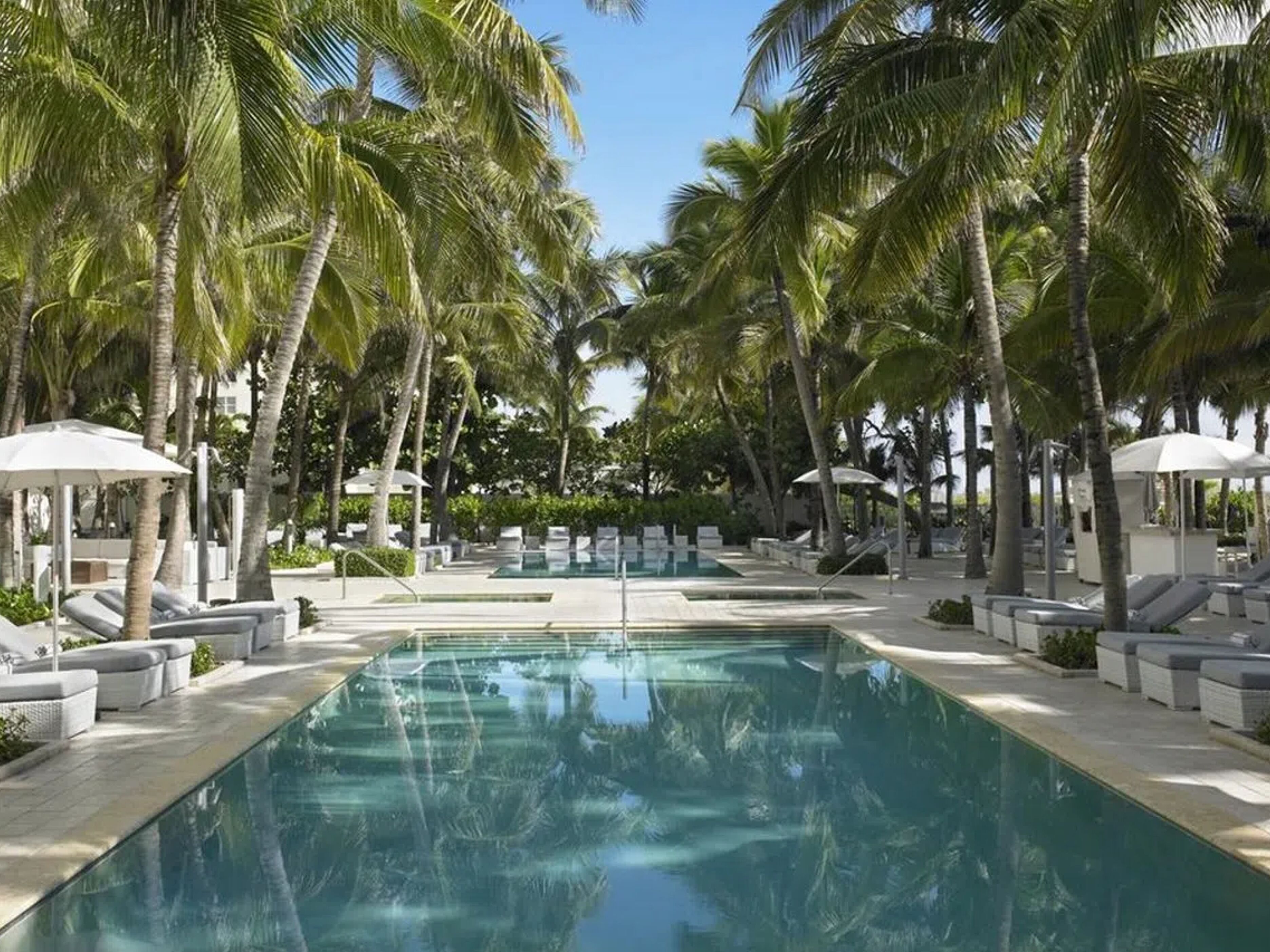 Grand Beach Hotel