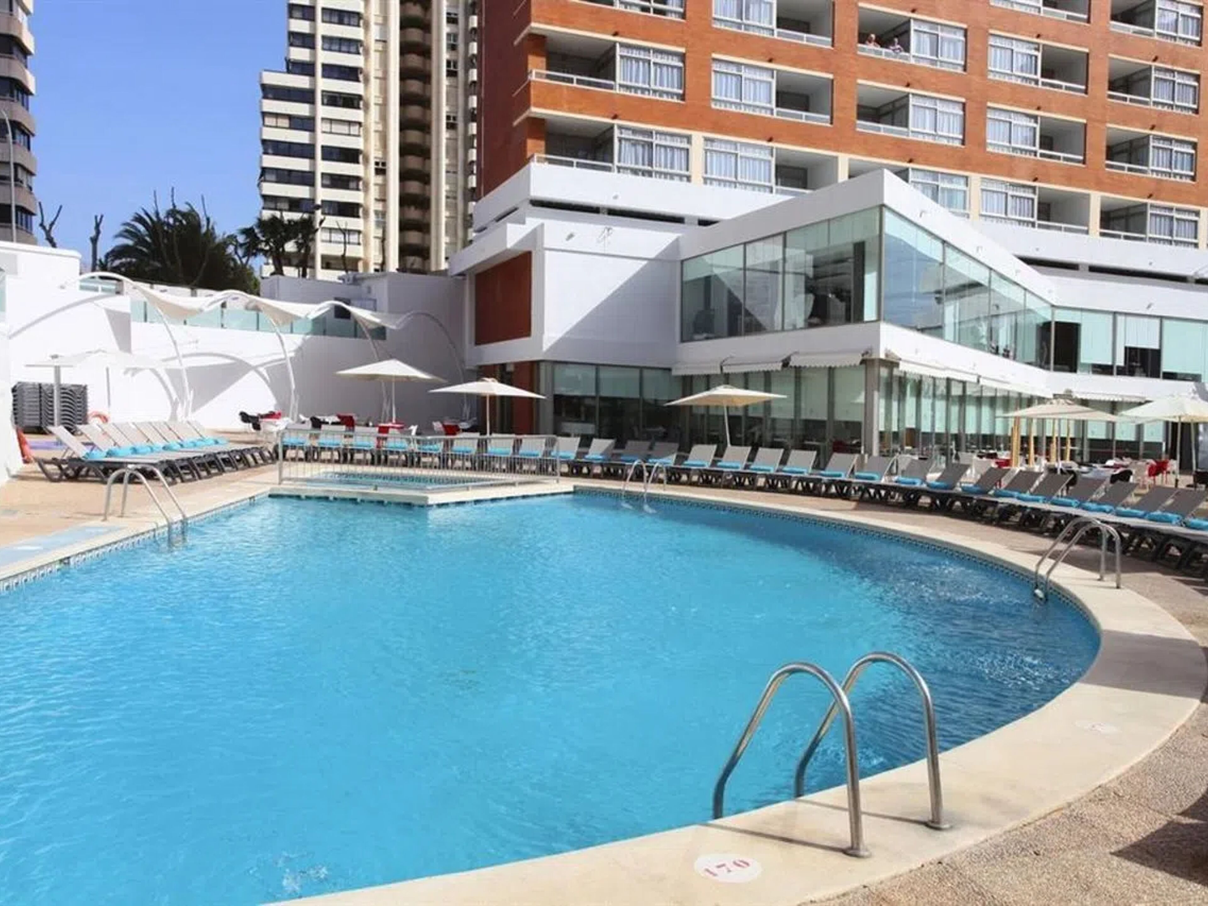 Flamingo Beach Resort