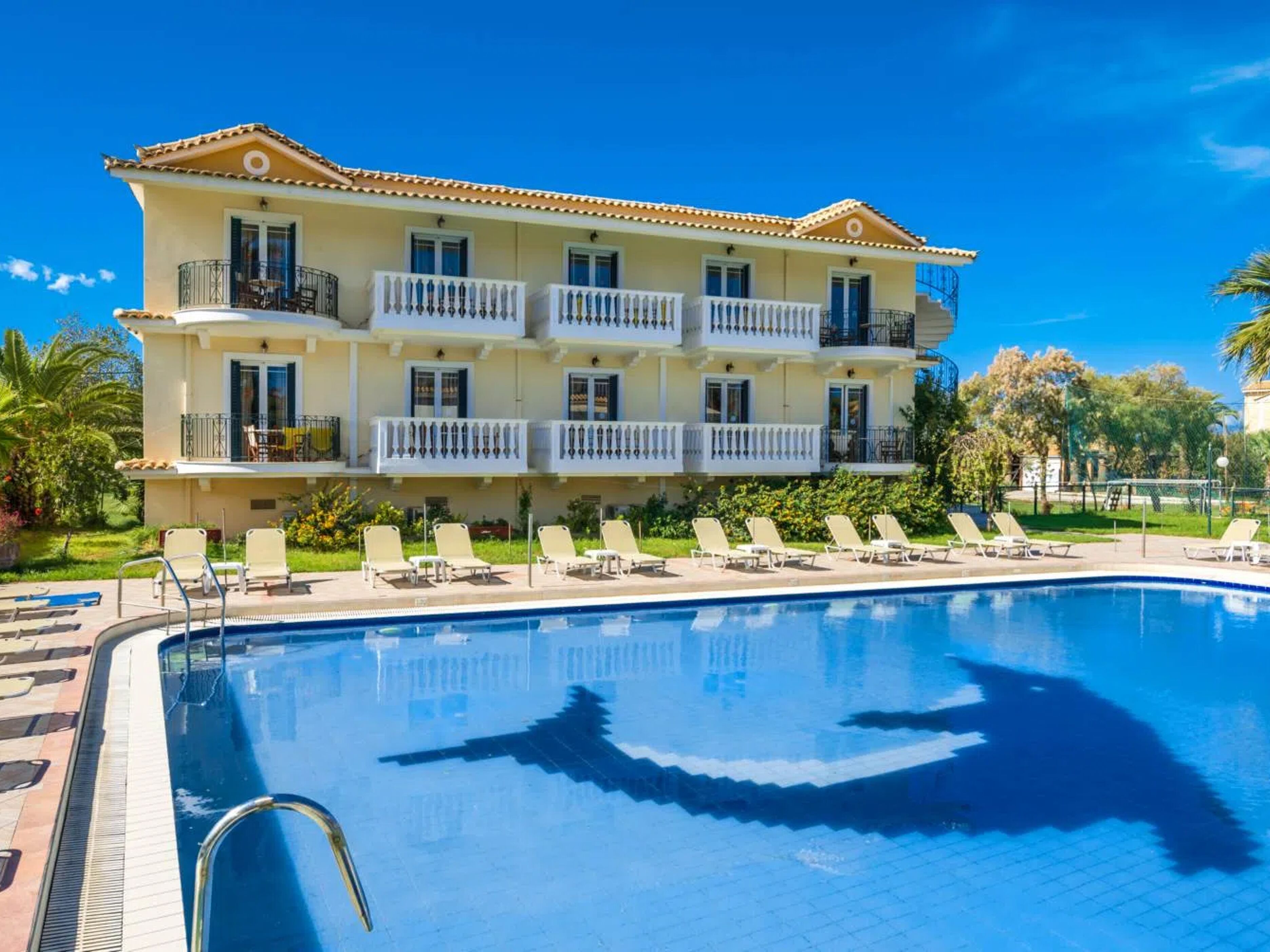 Ilios Hotel