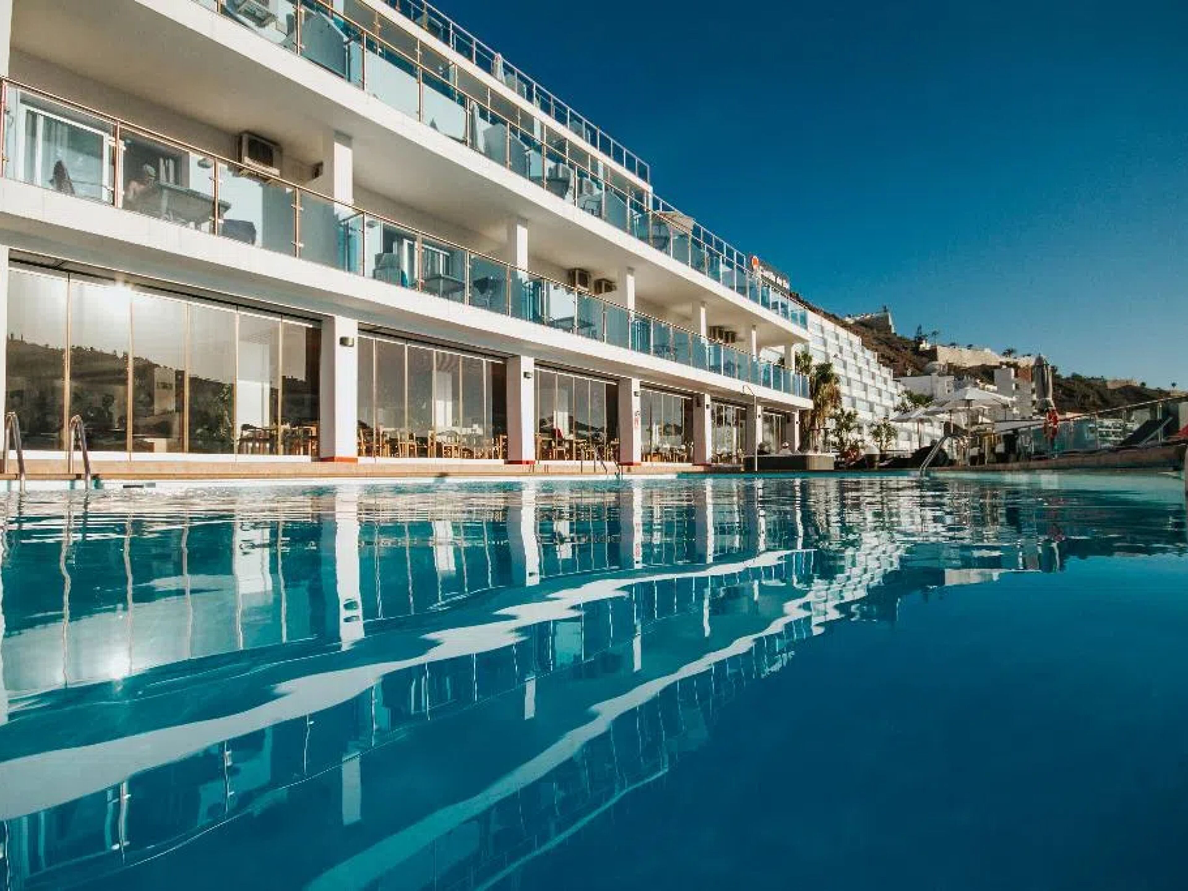 Servatur Casablanca Suites & Spa