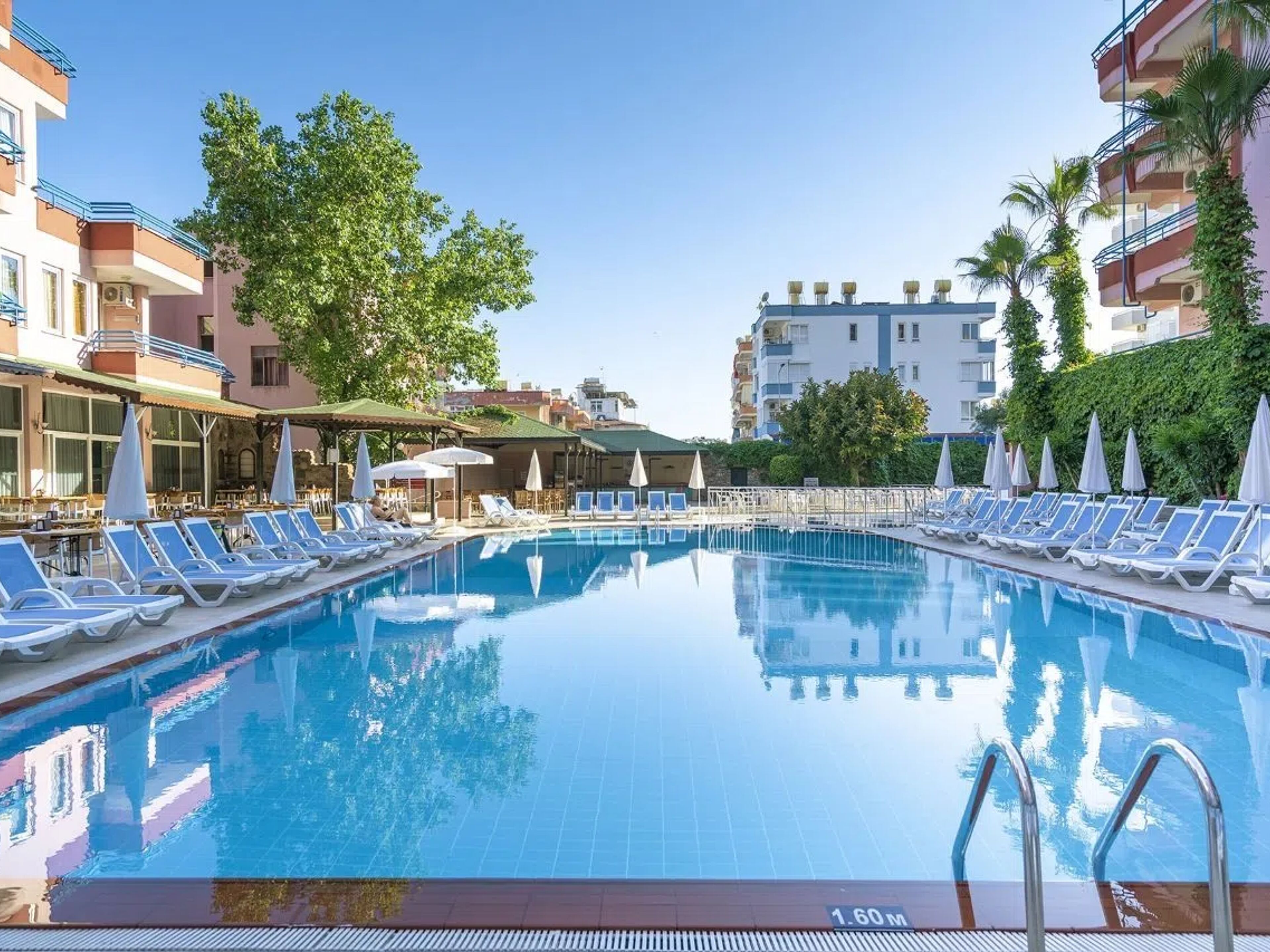 Blue Star Hotel