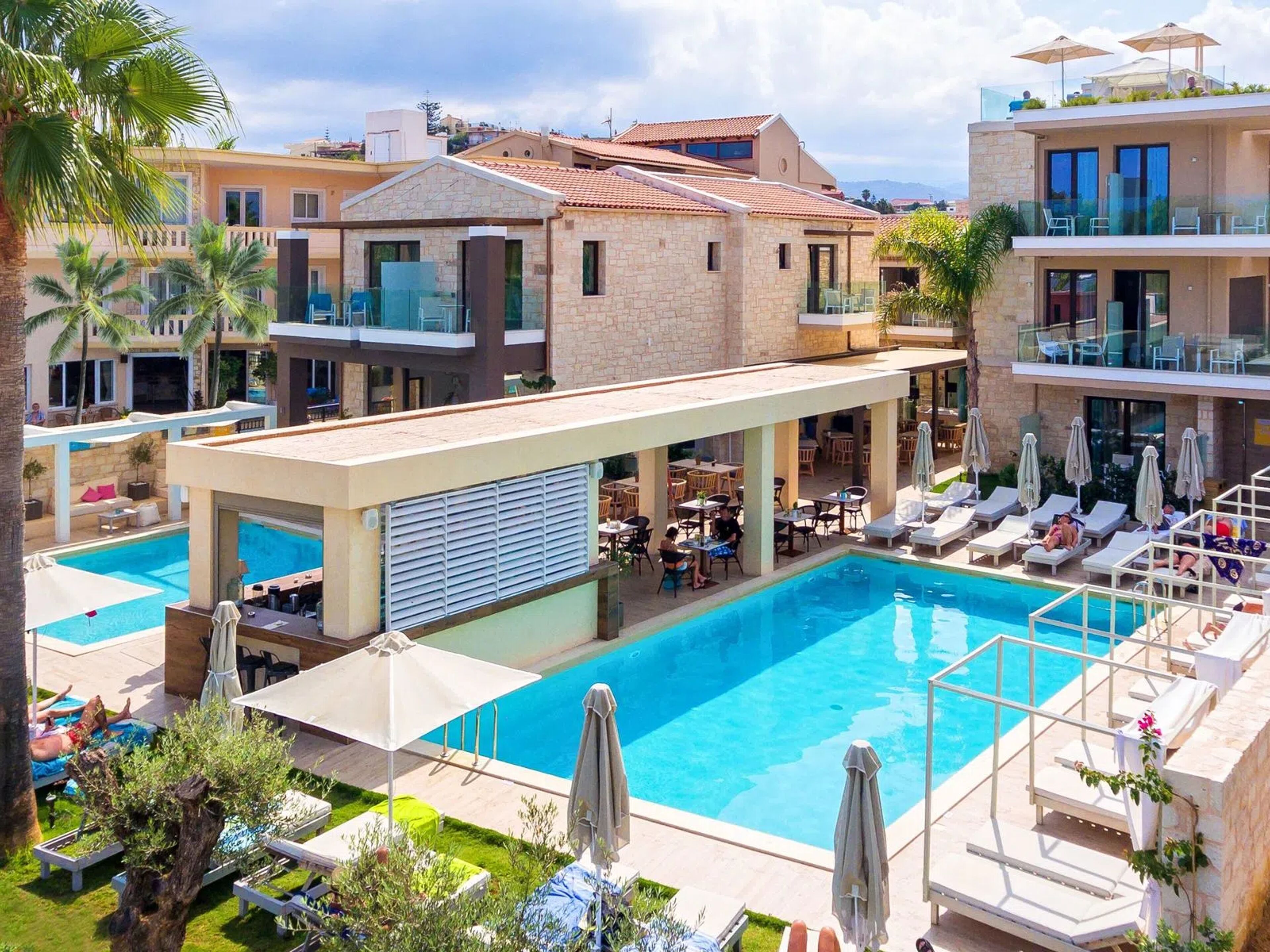 Airis Boutique & Suites