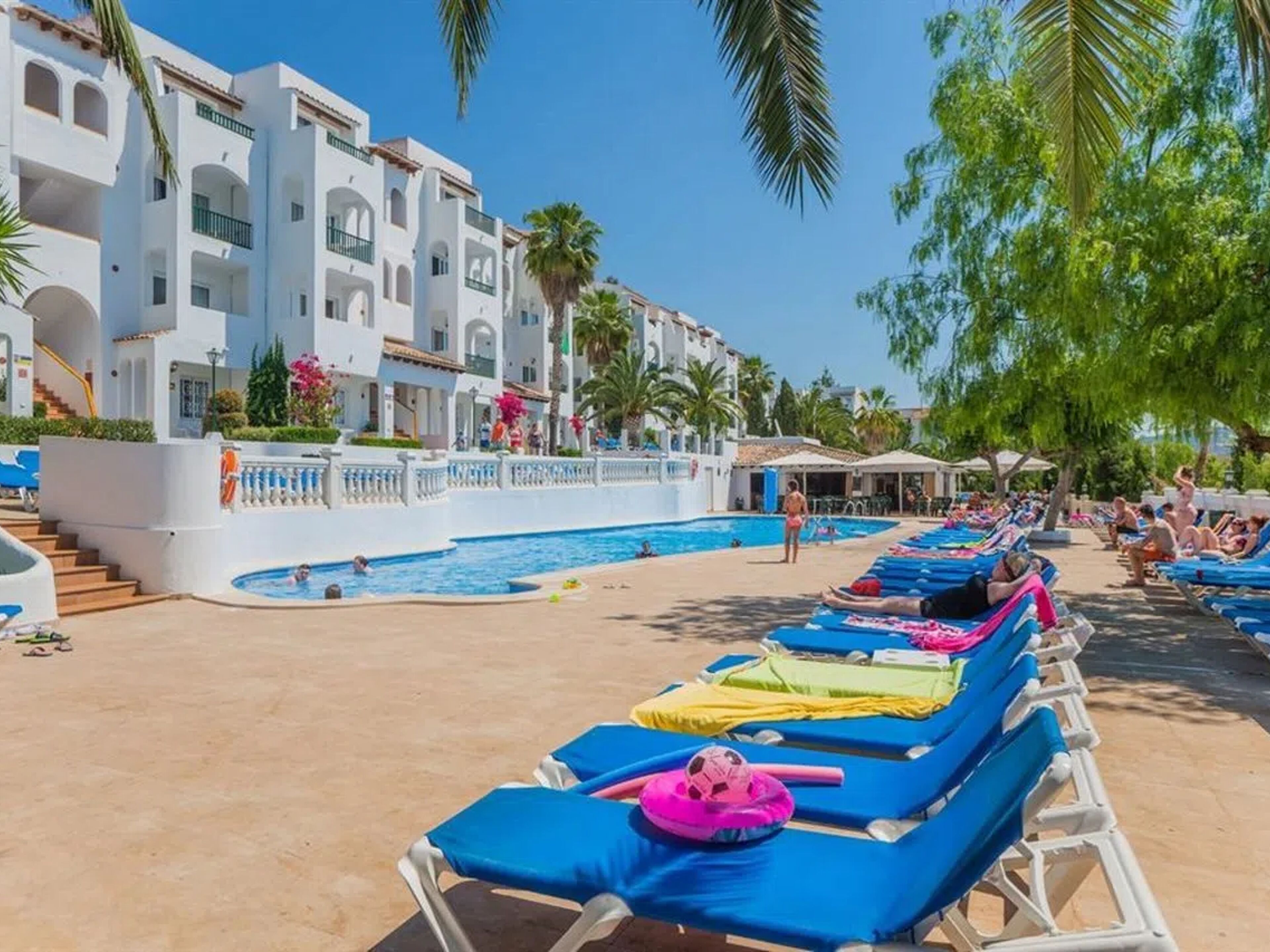 Aparthotel Holiday Center