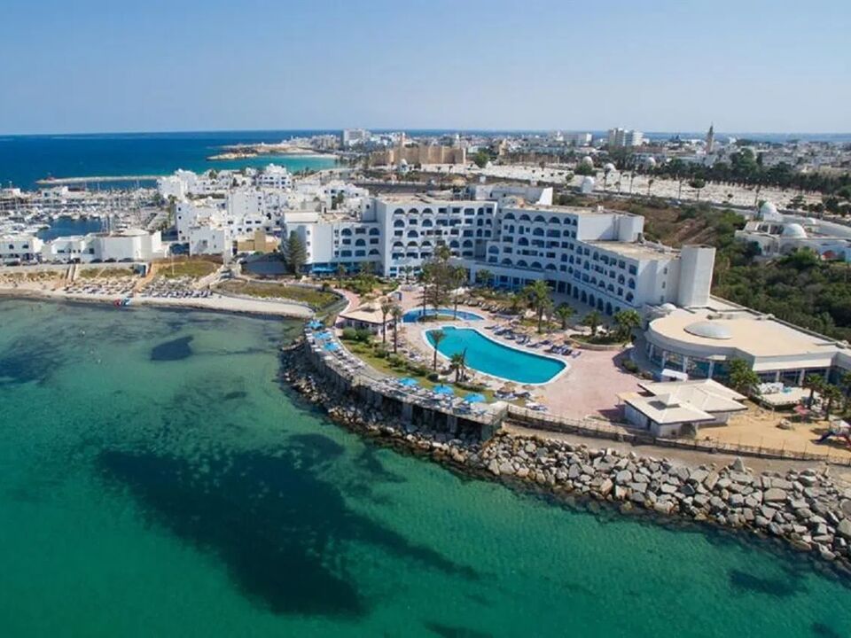 Regency Hotel & Spa