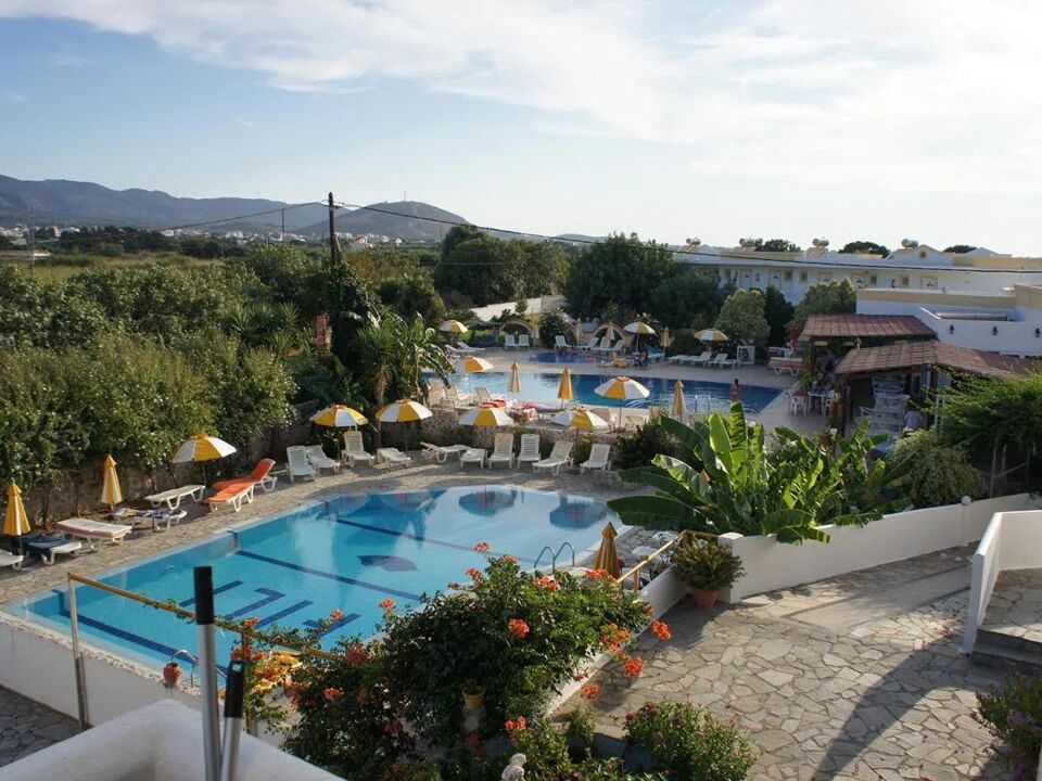 Fili Hotel & Appartementen