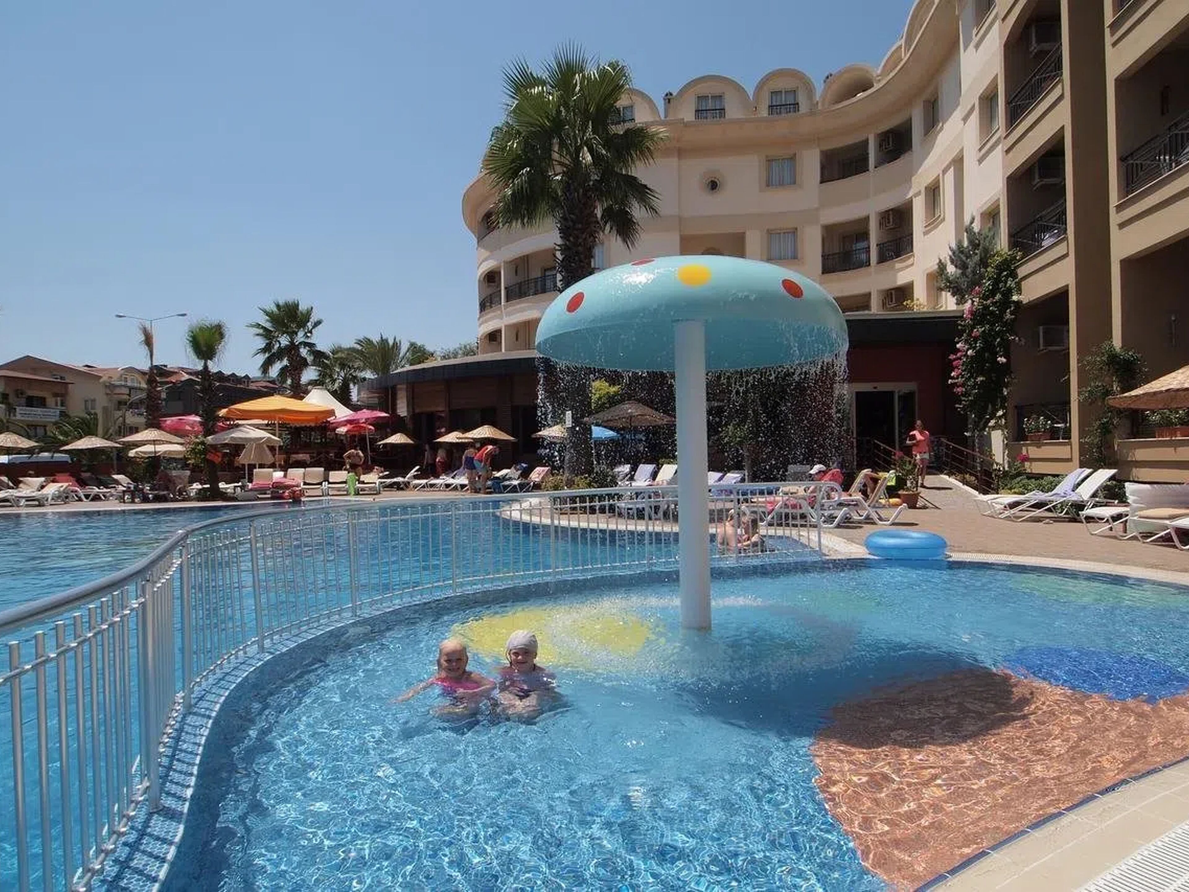Costa Mare Suites