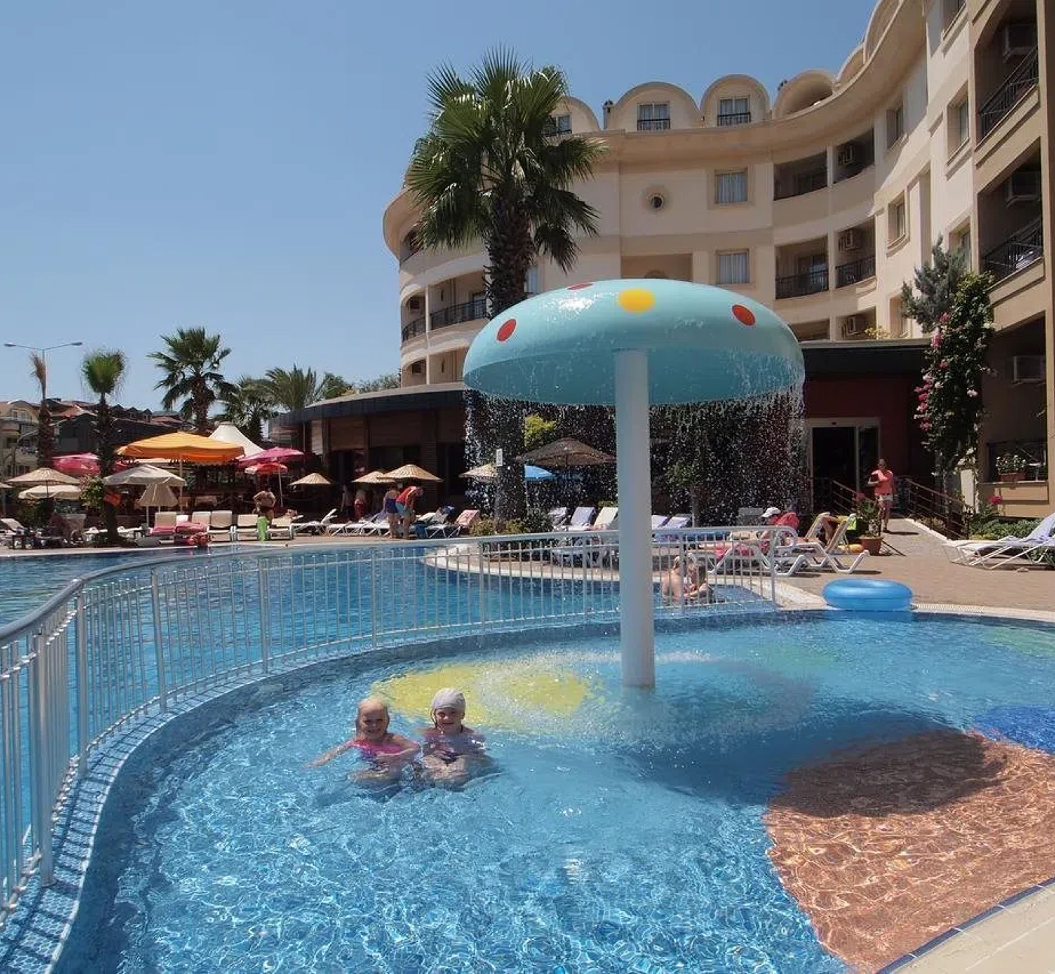 Costa Mare Suites