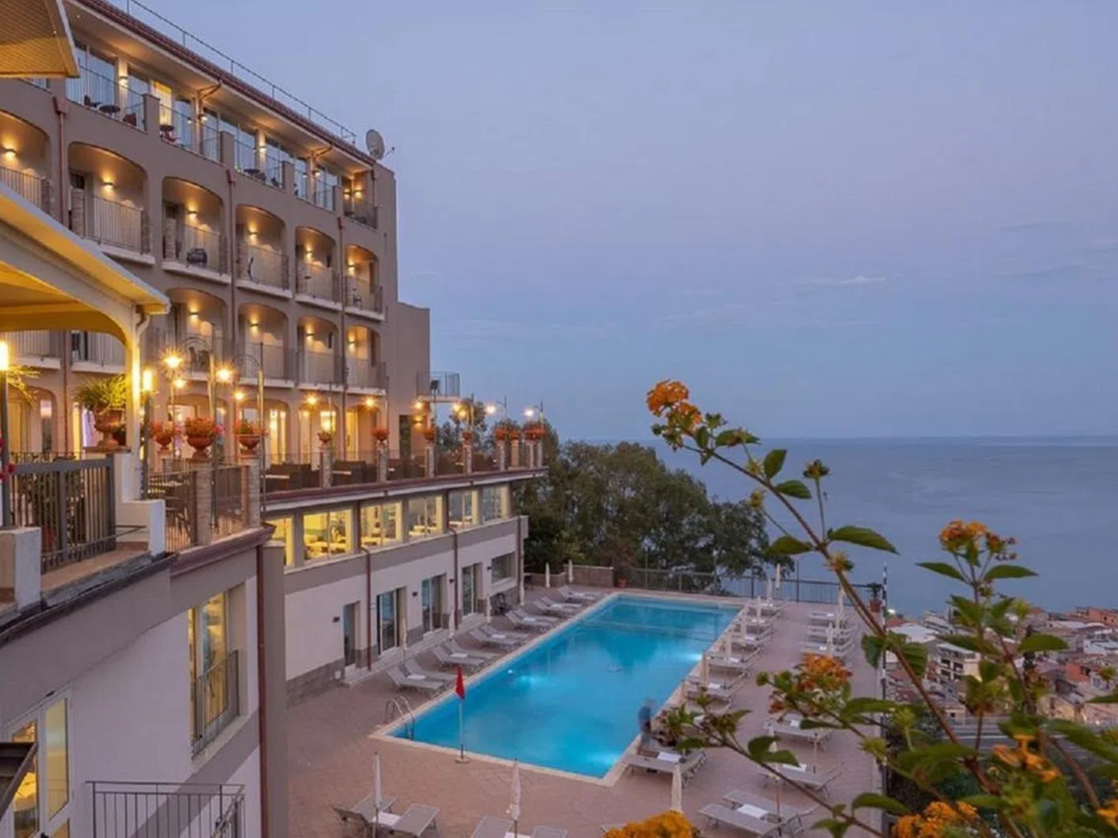 Hotel Antares