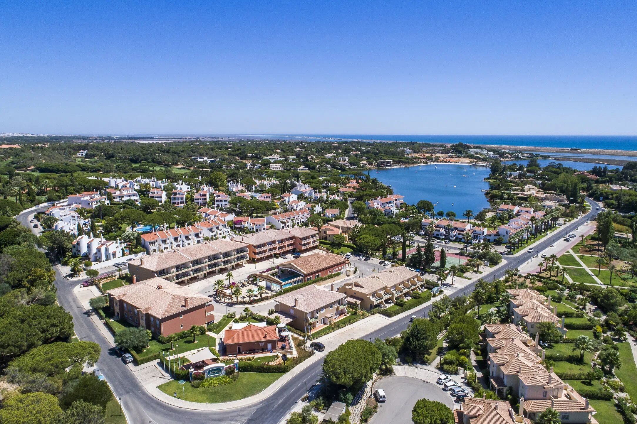 lakeside-country-club