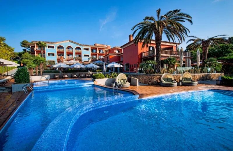 hote-cala-del-pi-beach-retreat