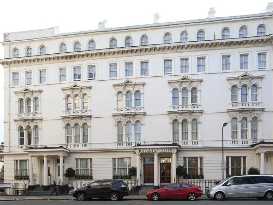 Phoenix Hotel