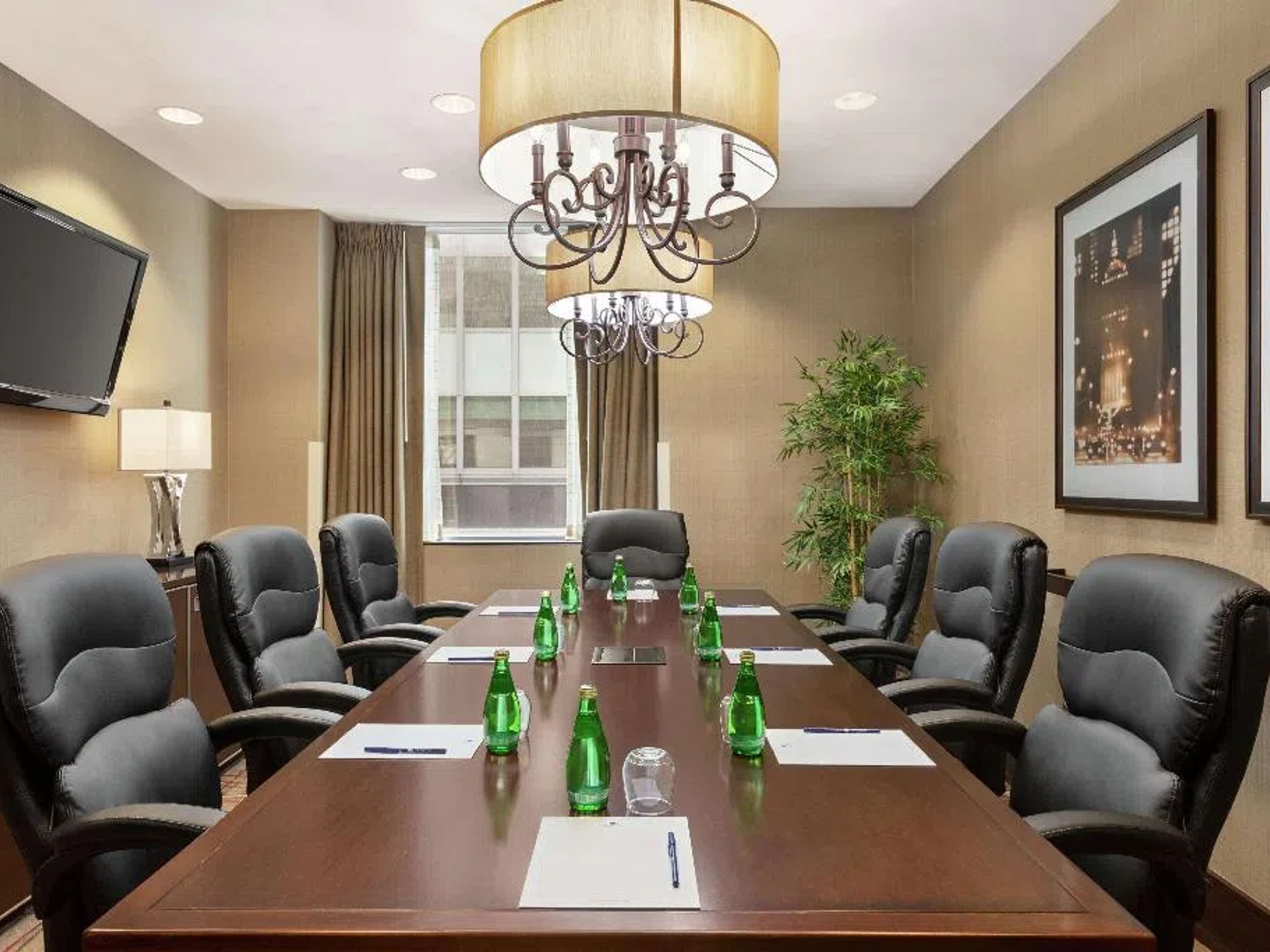 DoubleTree by Hilton New York Downtown