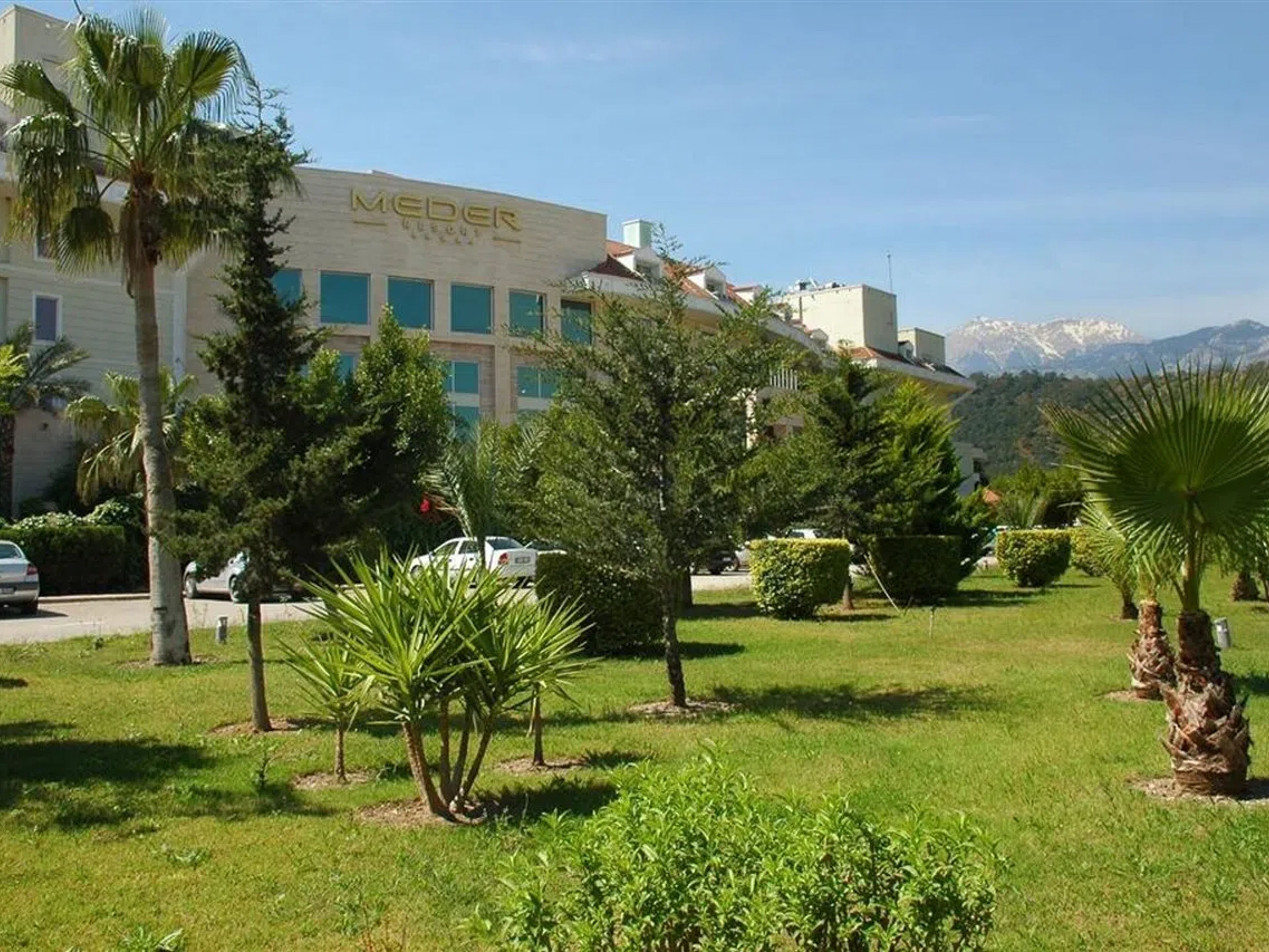 Meder Resort
