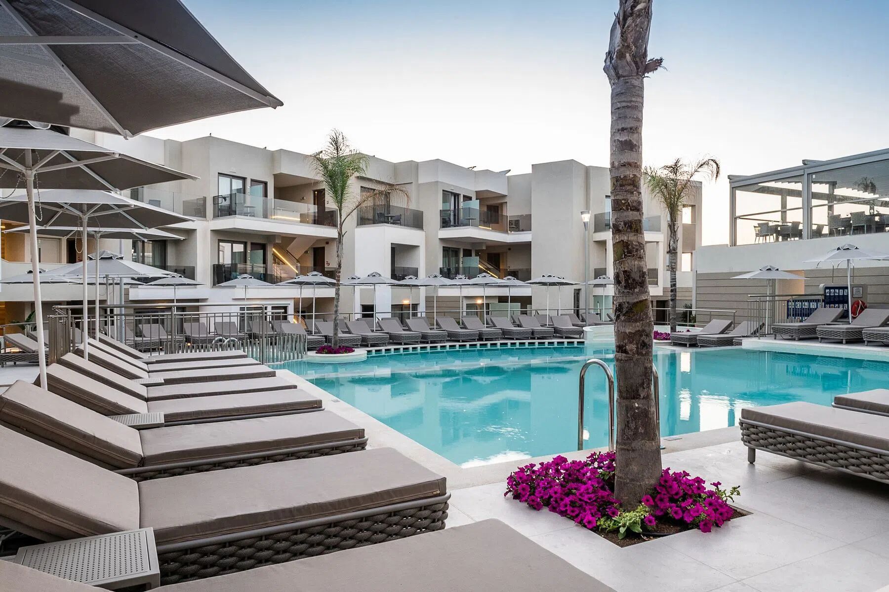 porto-platanias-beach-luxury-selection