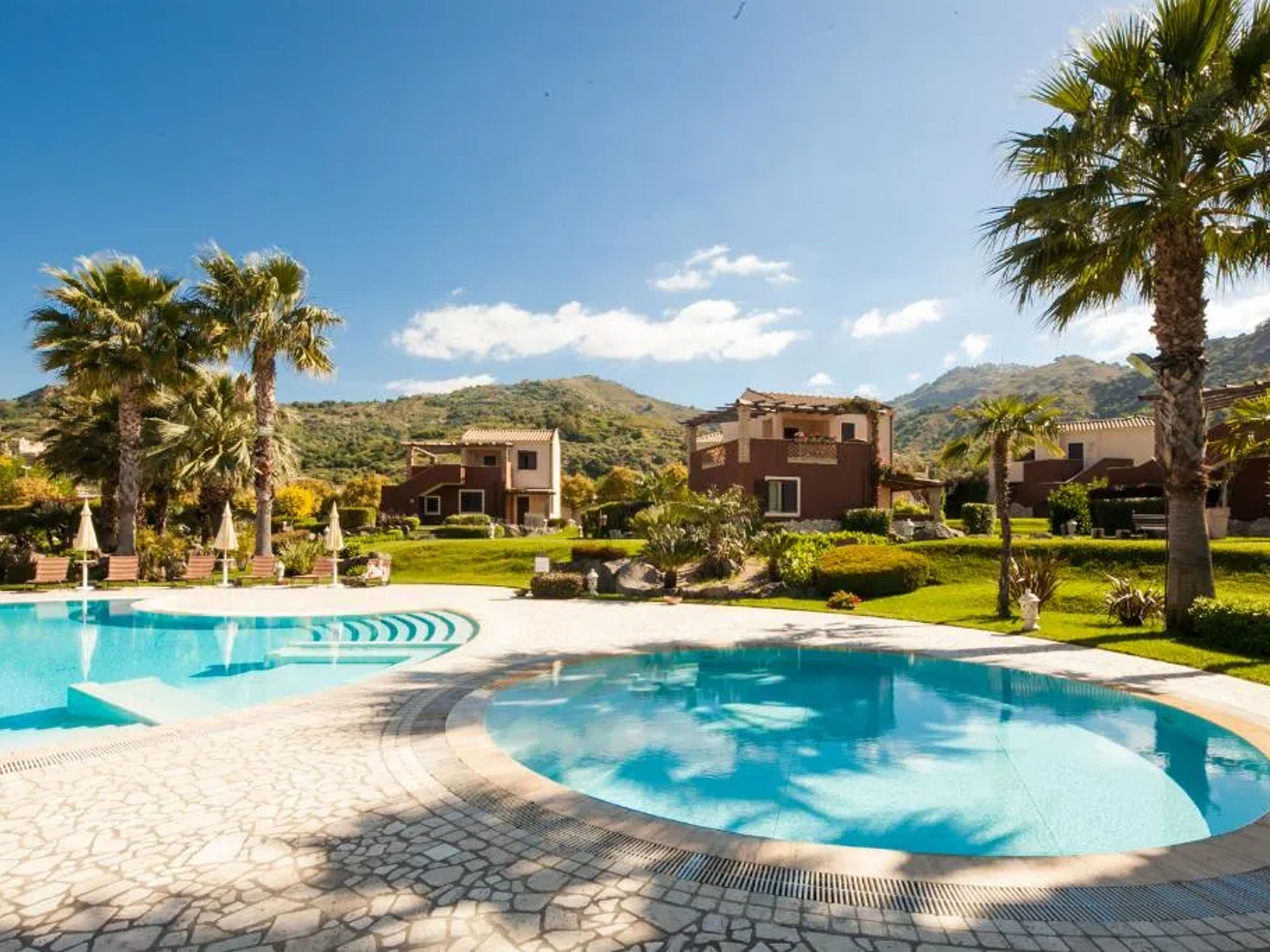Alcantara Resort