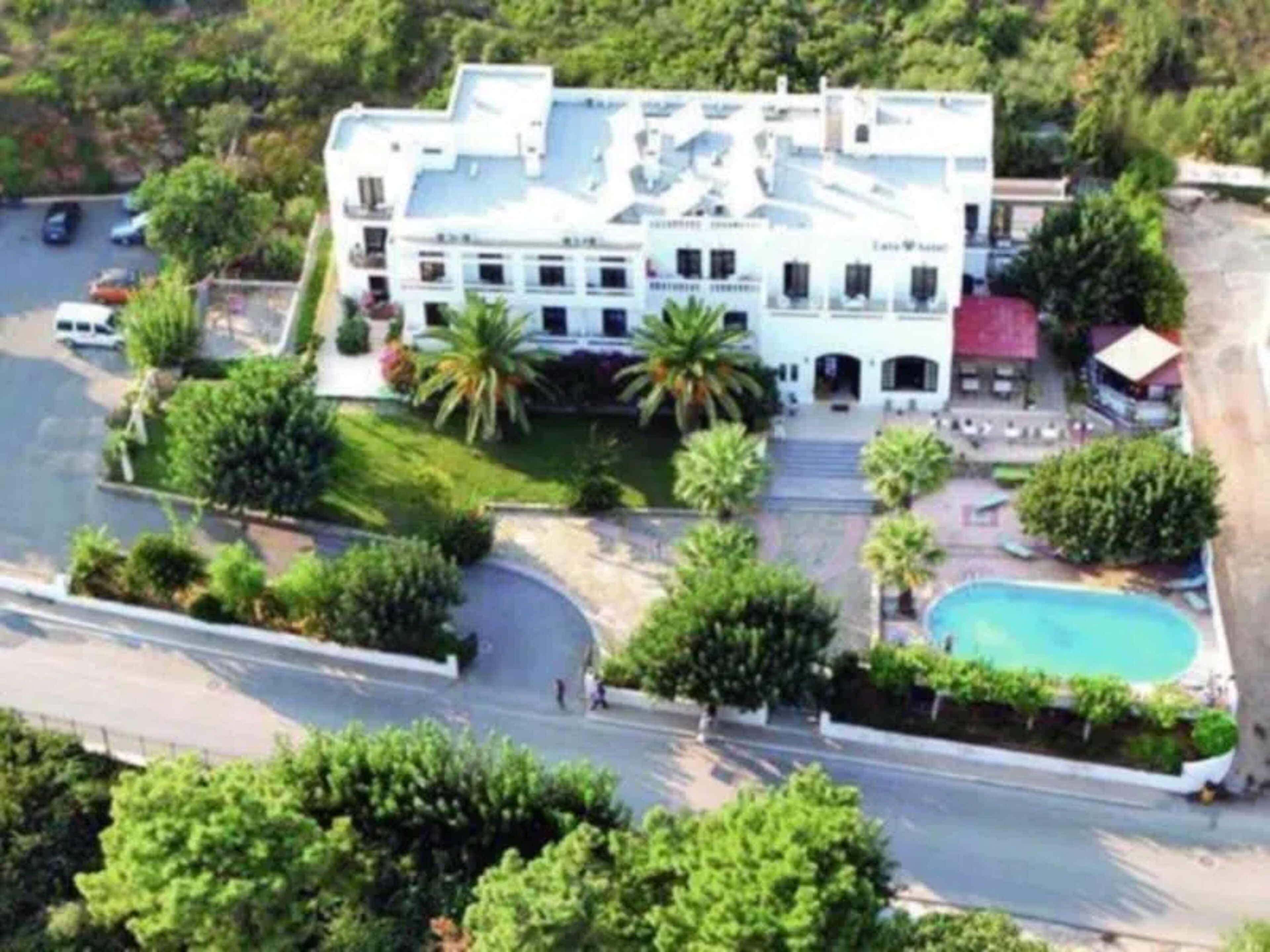 Lato Hotel