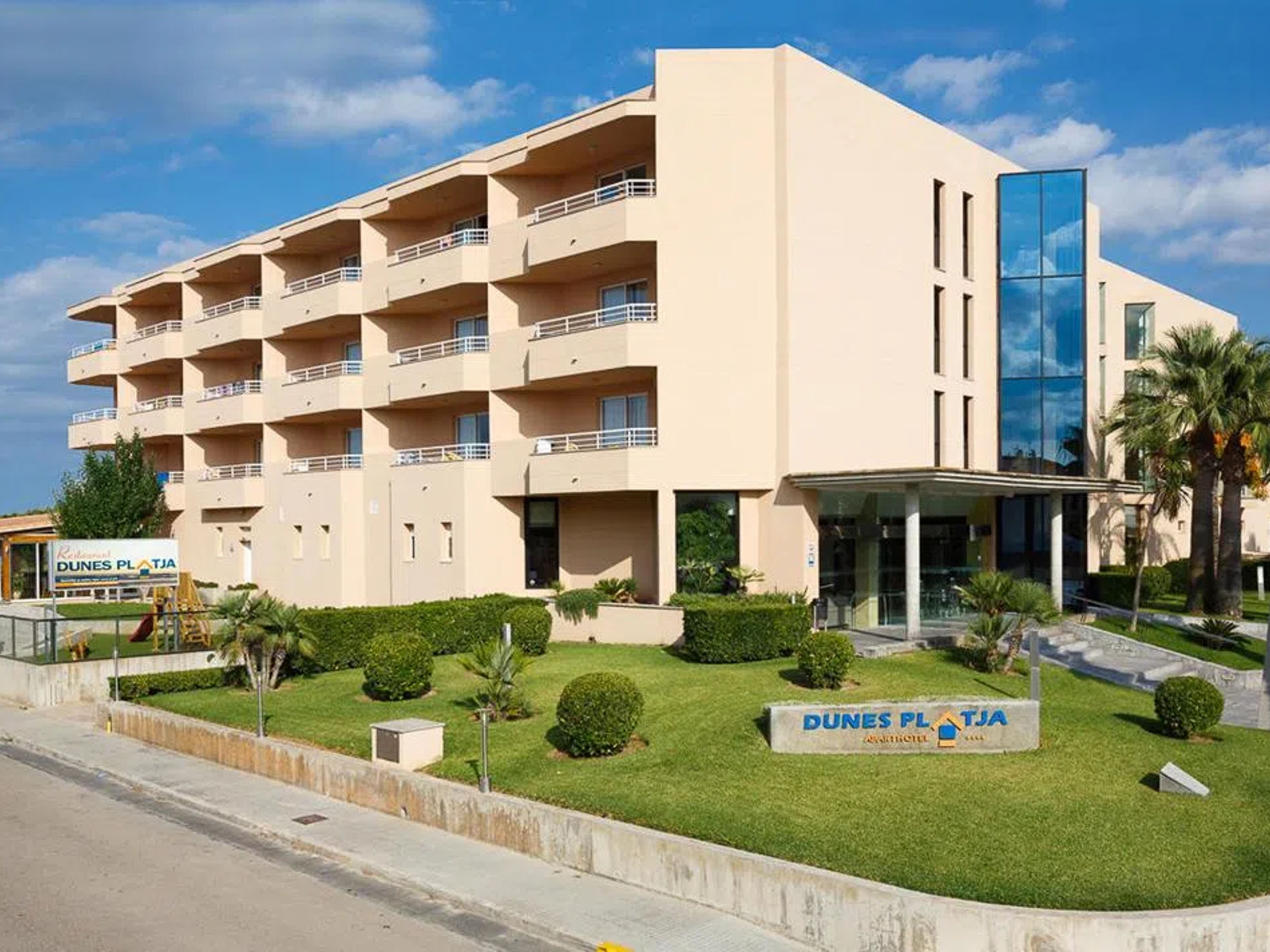 Aparthotel Dunes Platja