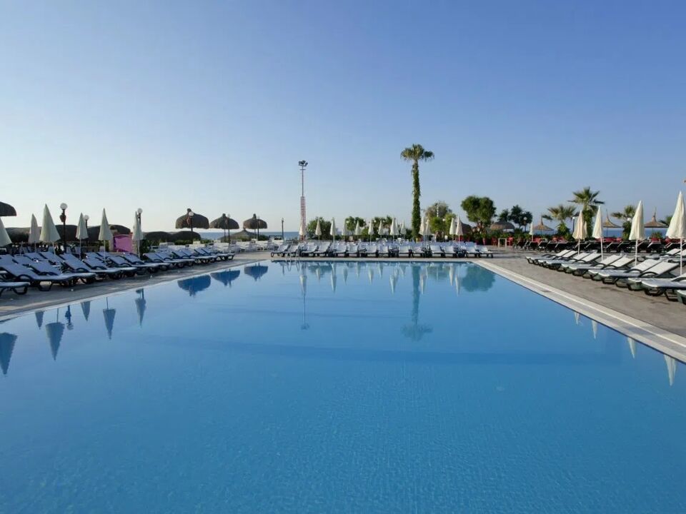 Club Hotel Sera