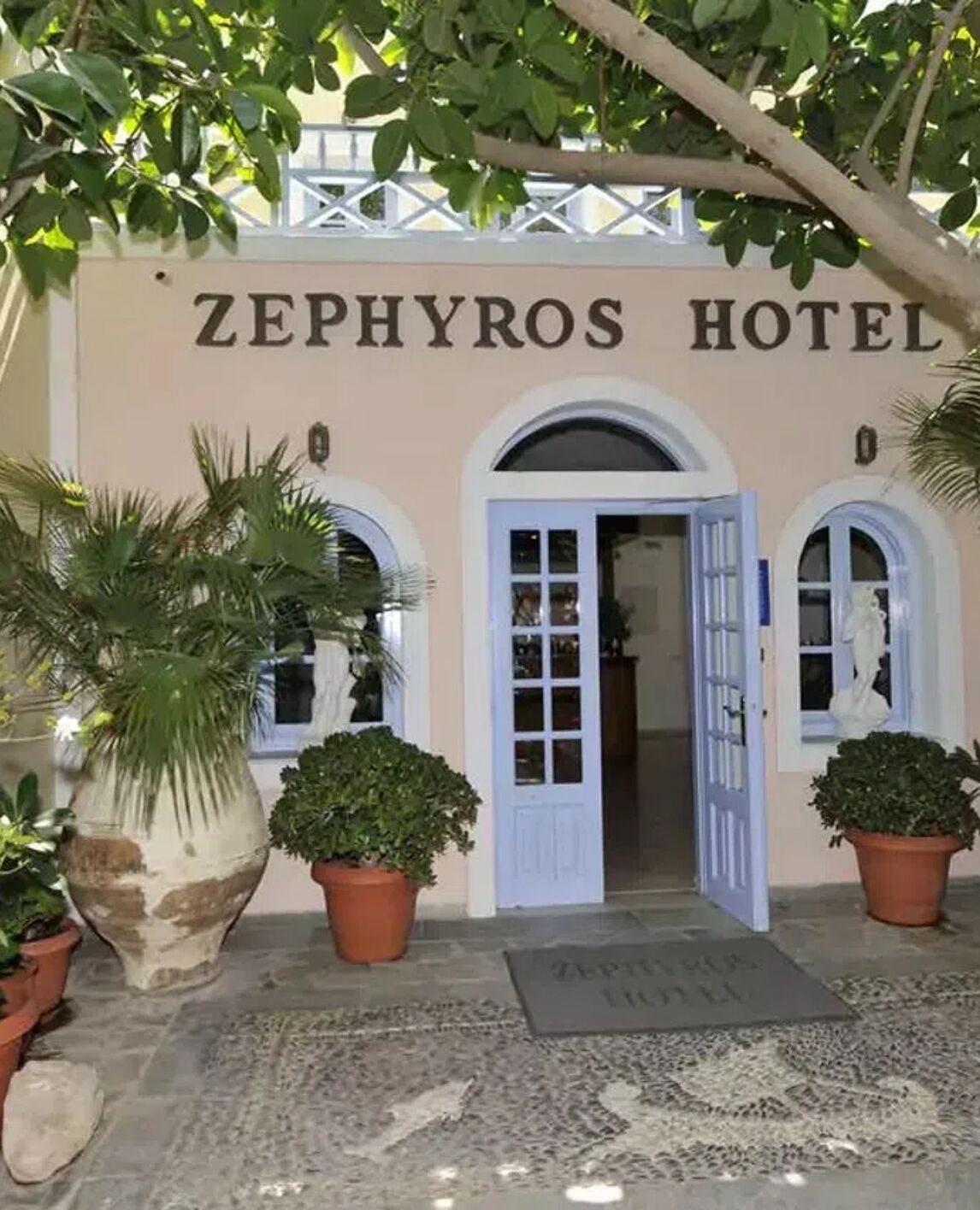 zephyros-hotel