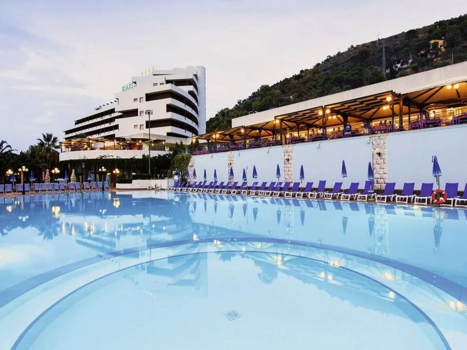 Hotel Costa Verde