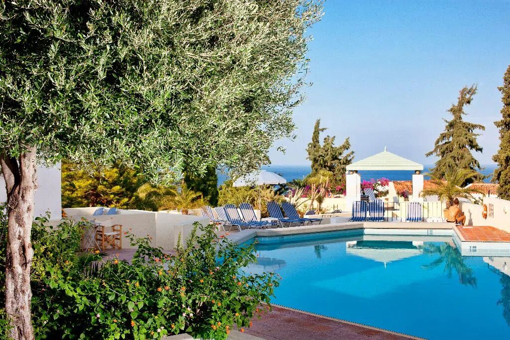 galaxy-suites-boutique-resort