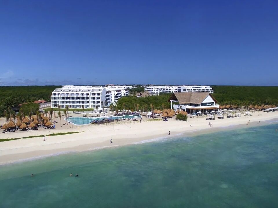Ocean Riviera Paradise