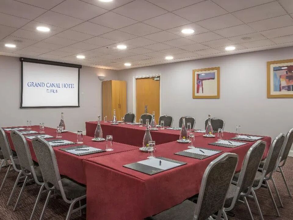 Grand Canal Hotel
