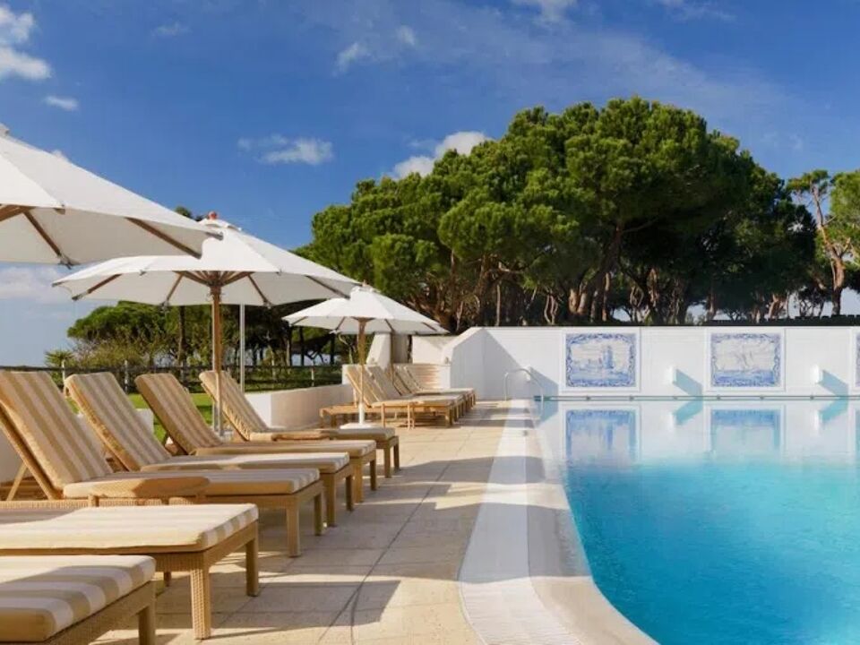 Pine Cliffs Resort
