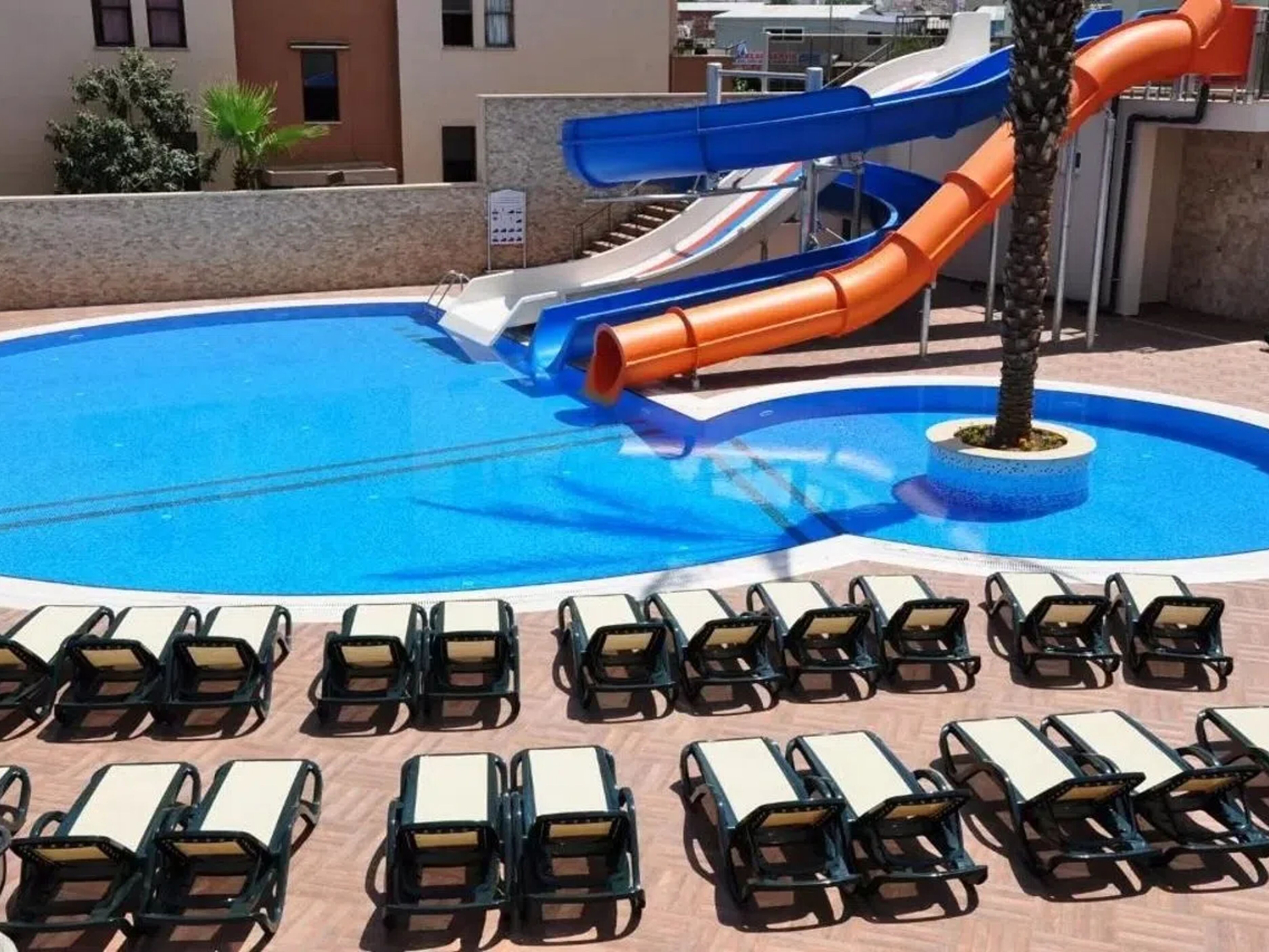 Almera Park
