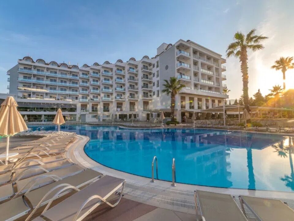 Grand Ideal Premium