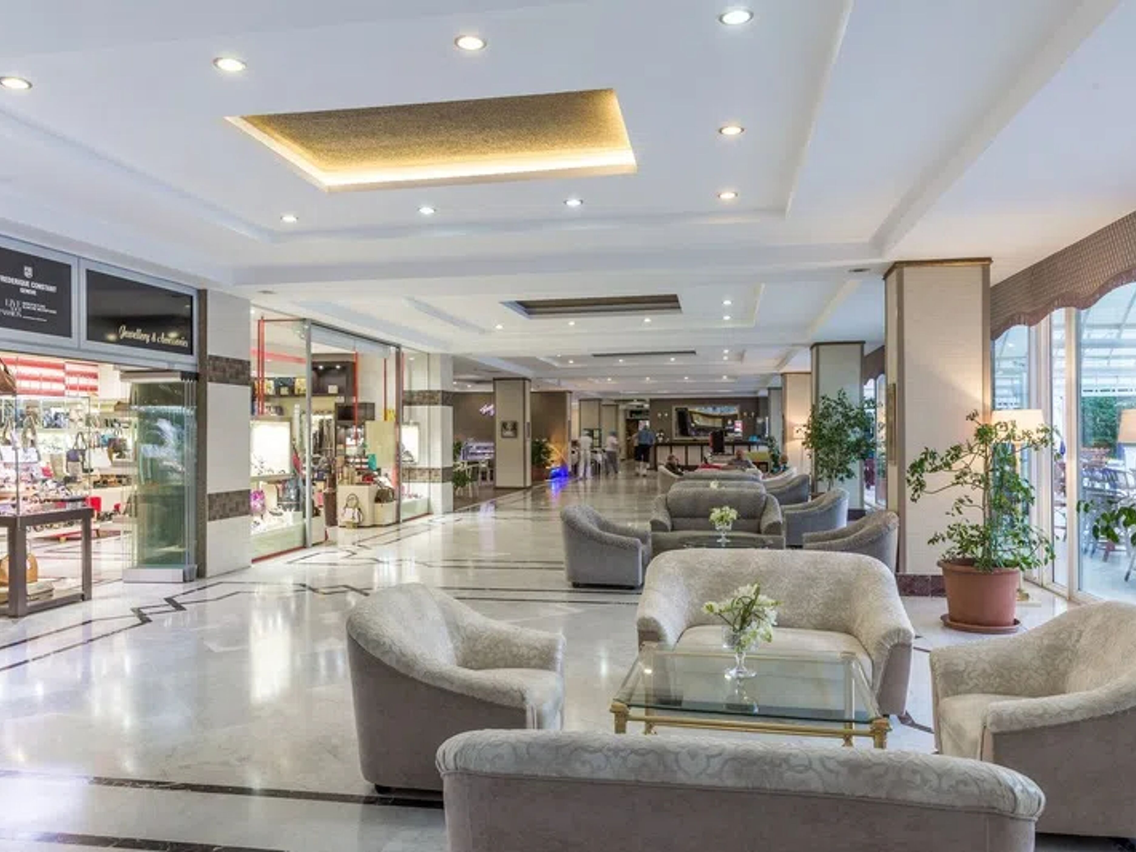 Letoile Beach Hotel