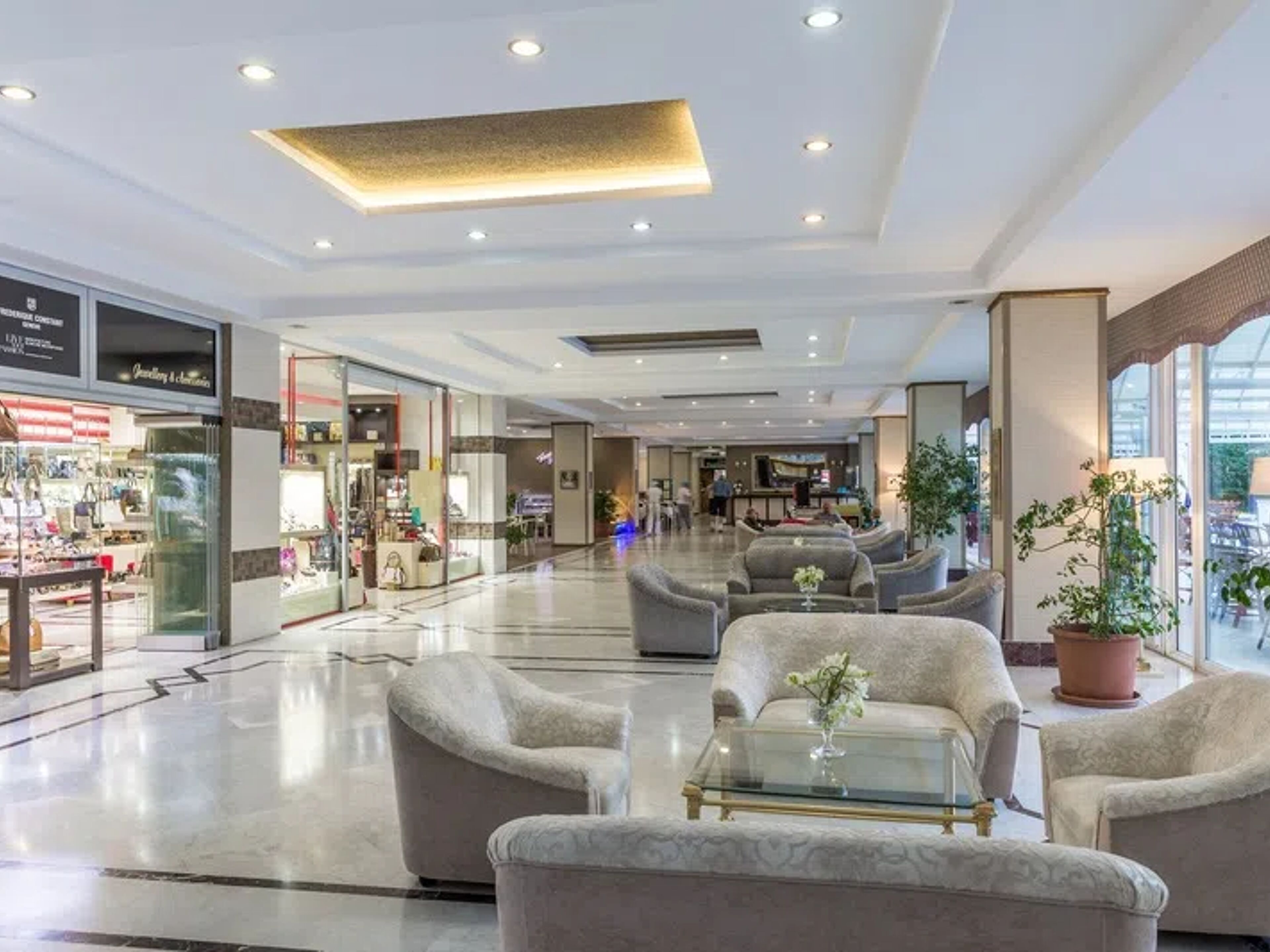 Letoile Beach Hotel