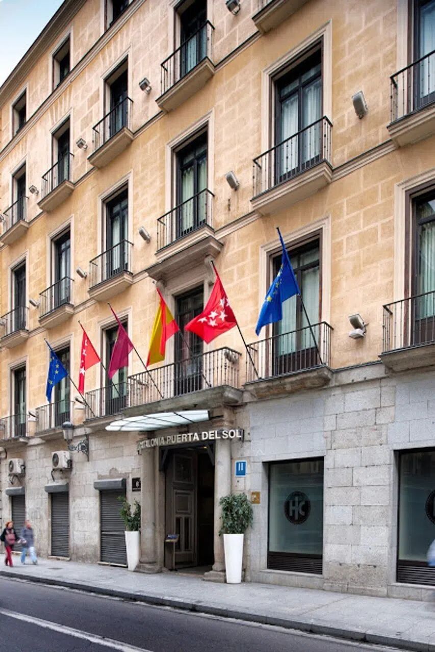 catalonia-puerta-del-sol