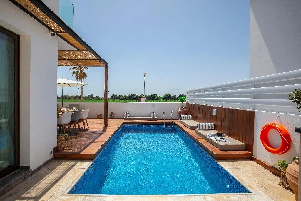 chris-le-mare-luxury-villa
