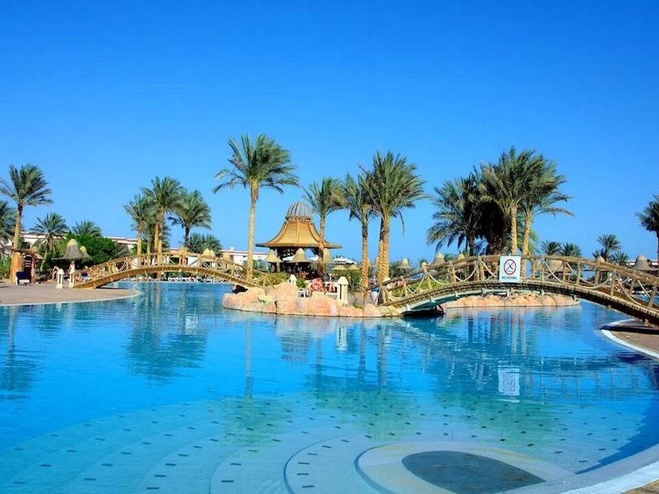 Parrotel Beach Resort