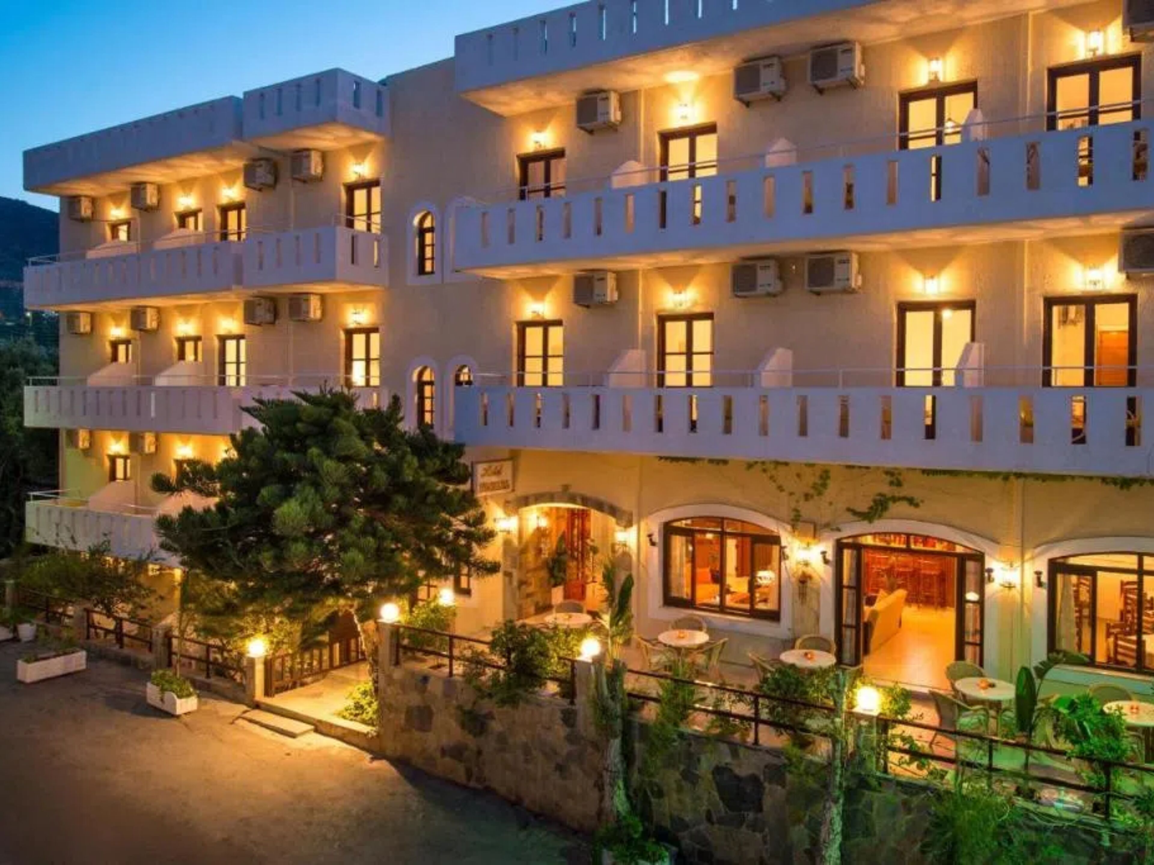 Floral Hotel