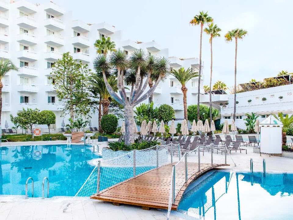 Spring Hotel Vulcano