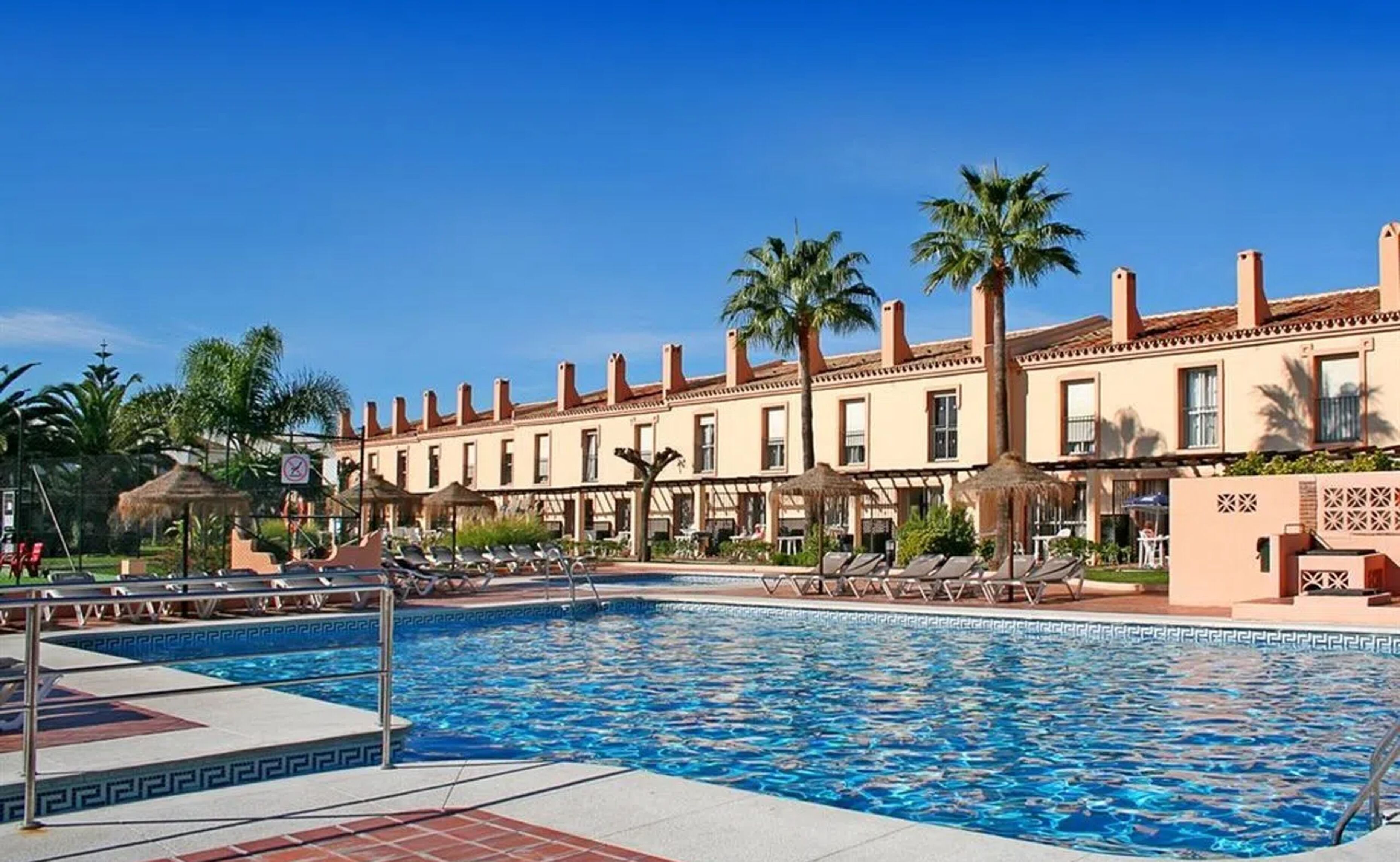 Ramada Hotel & Suites by Wyndham Costa del Sol