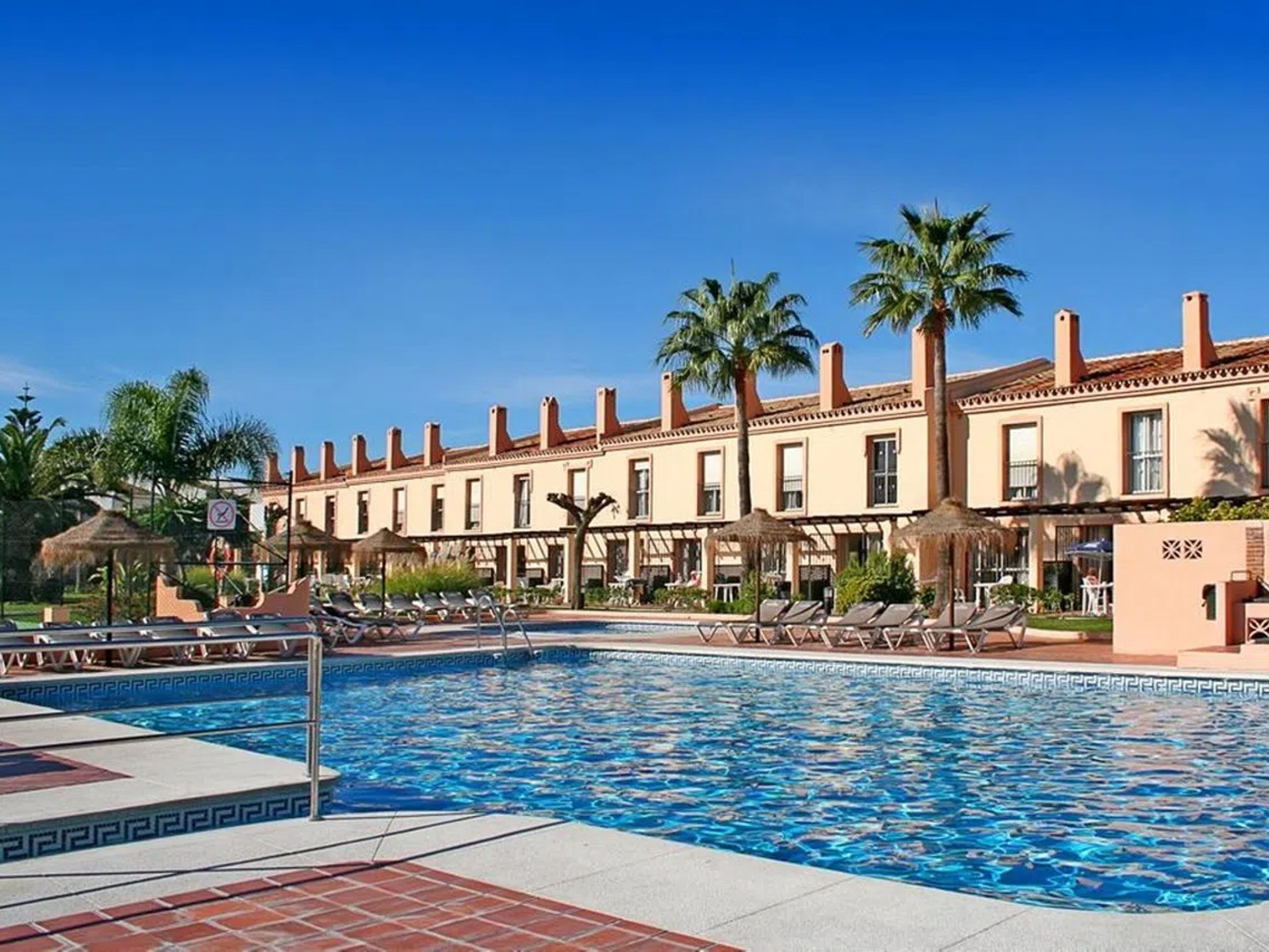 Ramada Hotel & Suites by Wyndham Costa del Sol