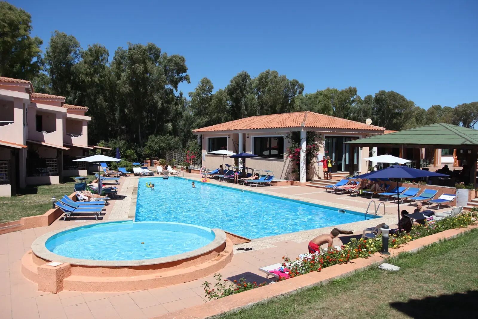 marina-manna-hotel-and-club-village