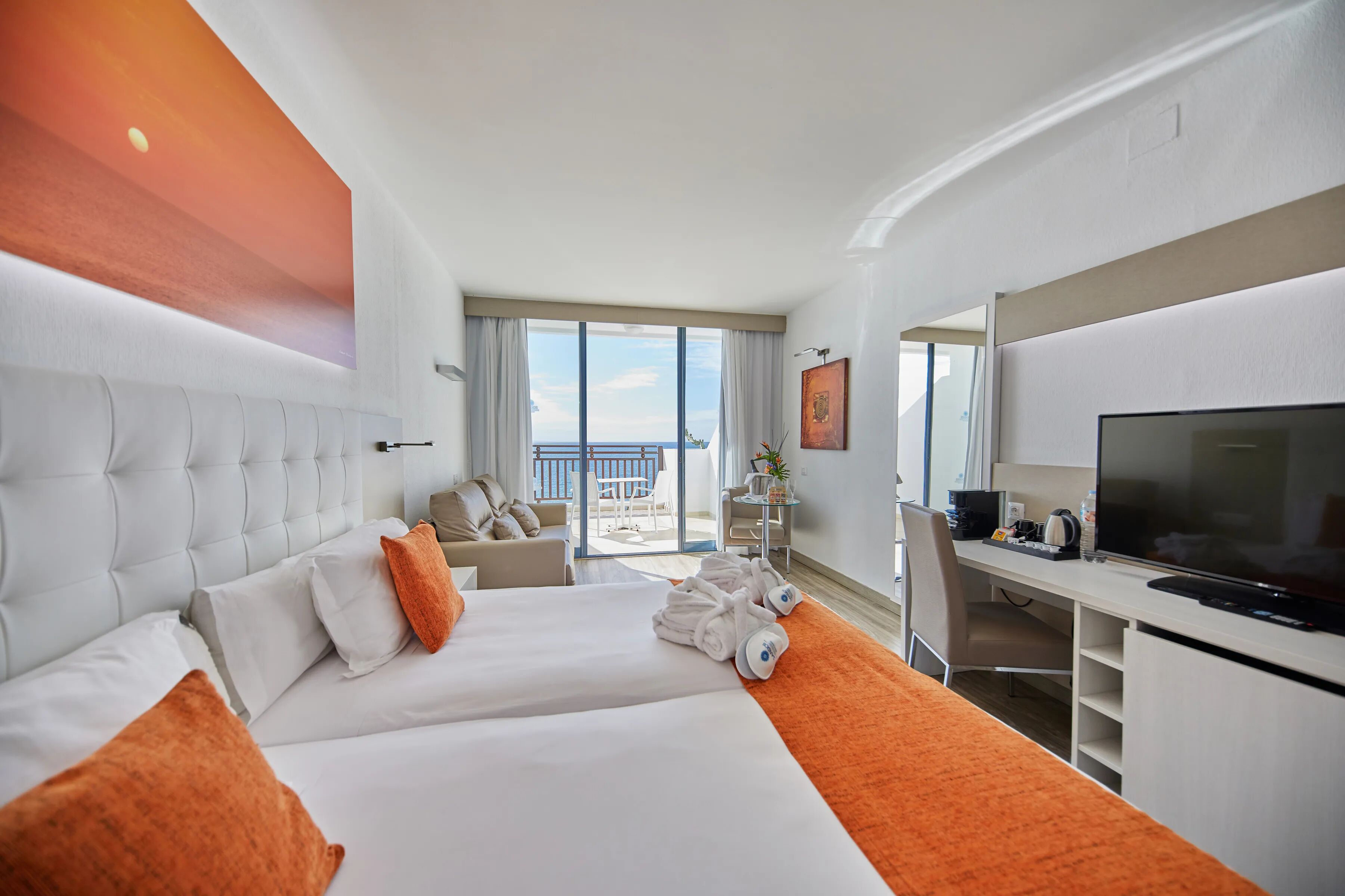 Sandos Papagayo Beach Resort