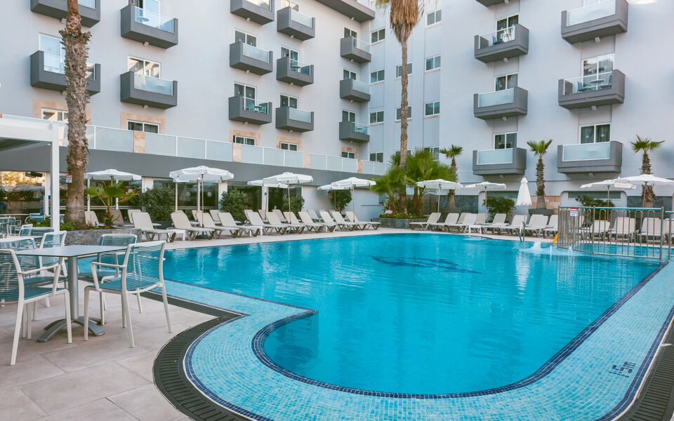 Bora Bora Ibiza-Malta Resort