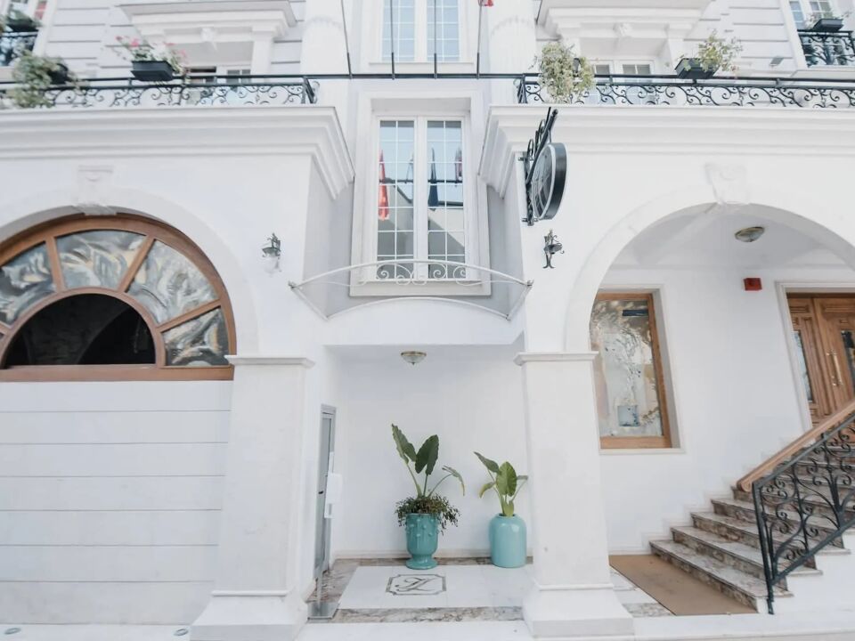 Lot Boutique Hotel