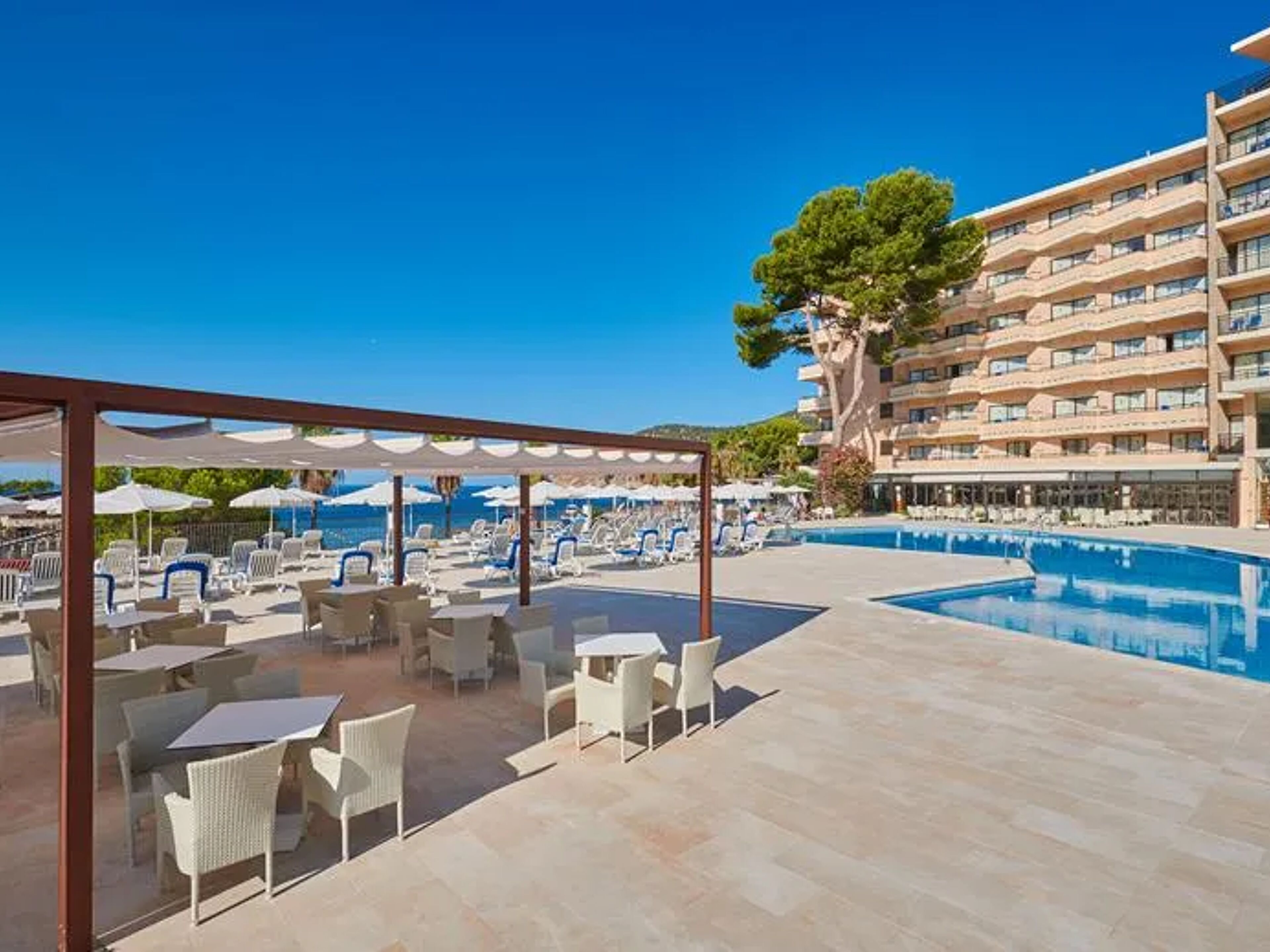 Grupotel Playa Camp de Mar