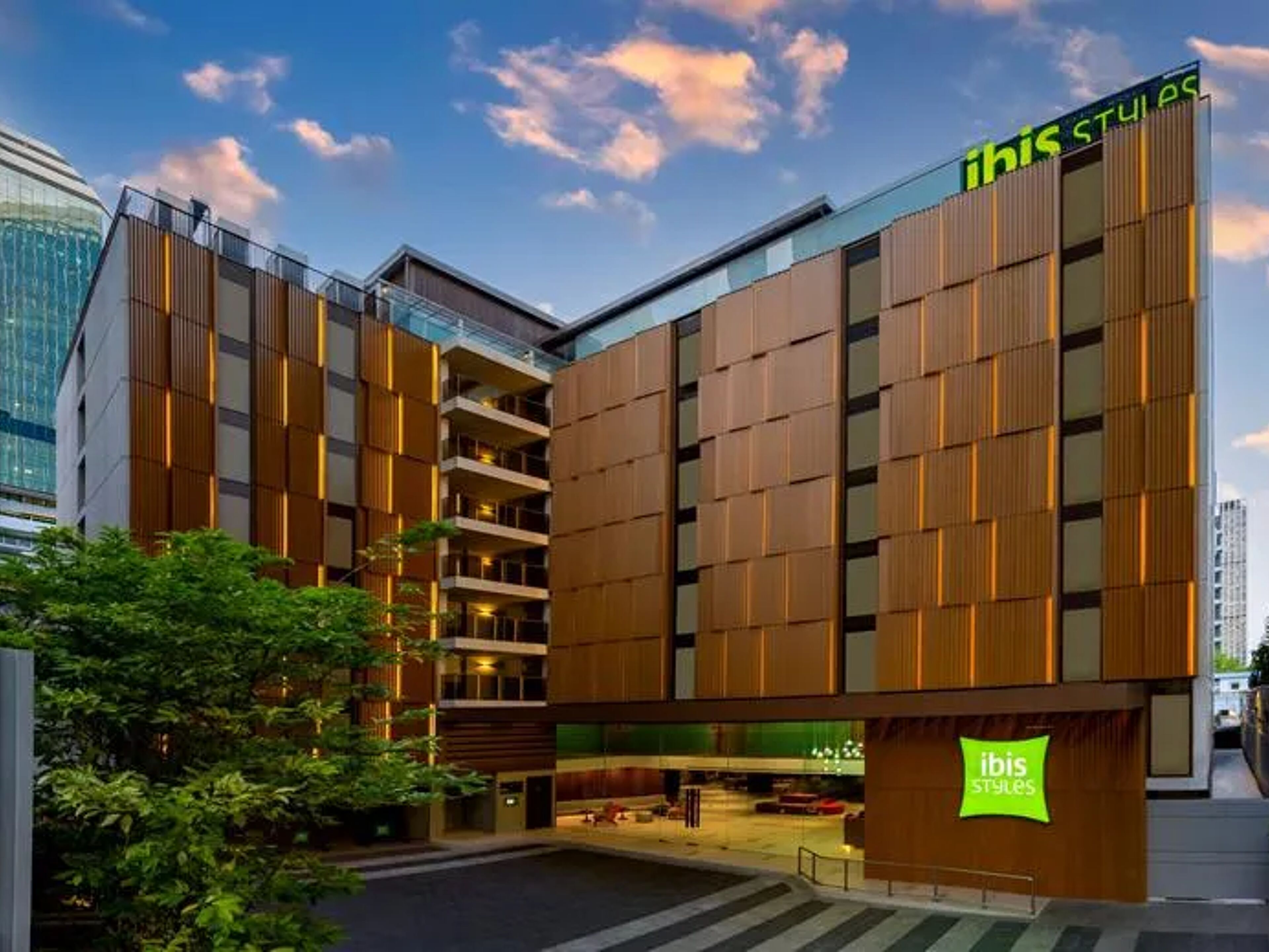Ibis Styles Bangkok Silom